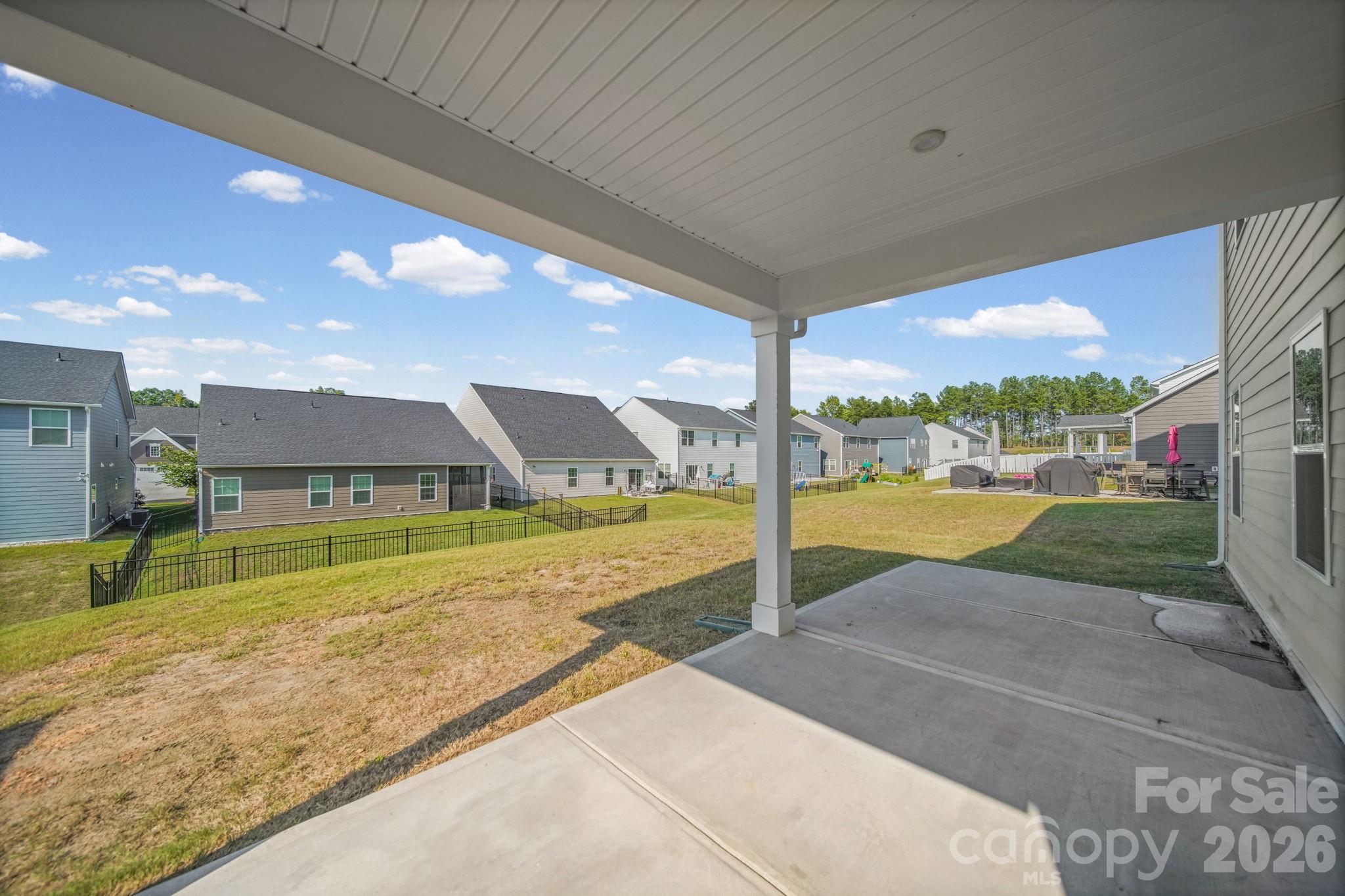 1841 Giana Lane Property Photo 4