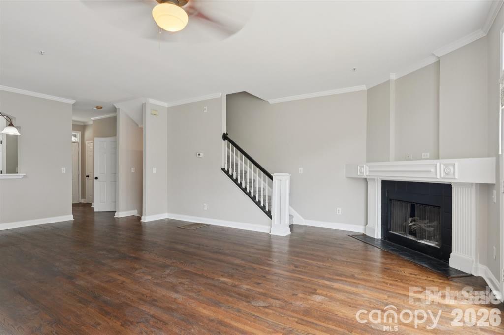 827 4th Street Property Photo 11