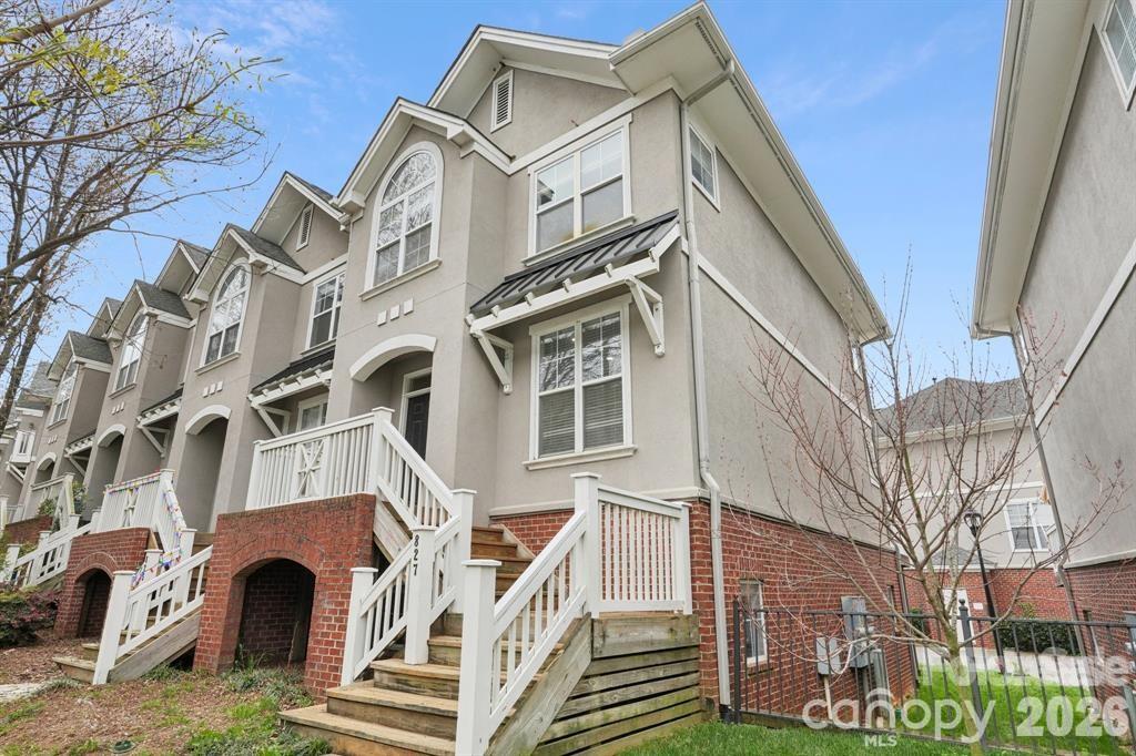 827 4th Street Property Photo 30