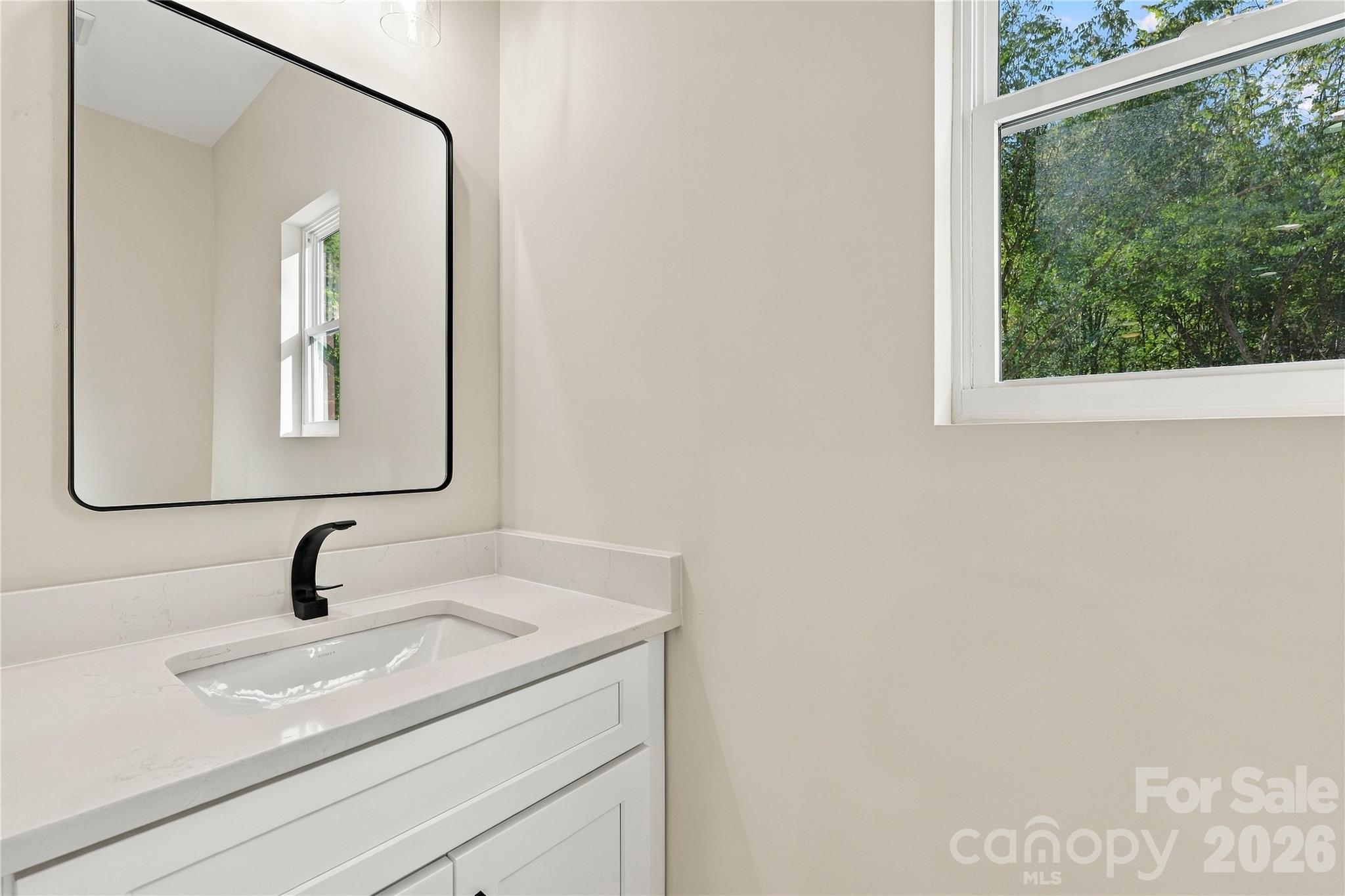 2275 S Jake Alexander Boulevard Property Photo 18