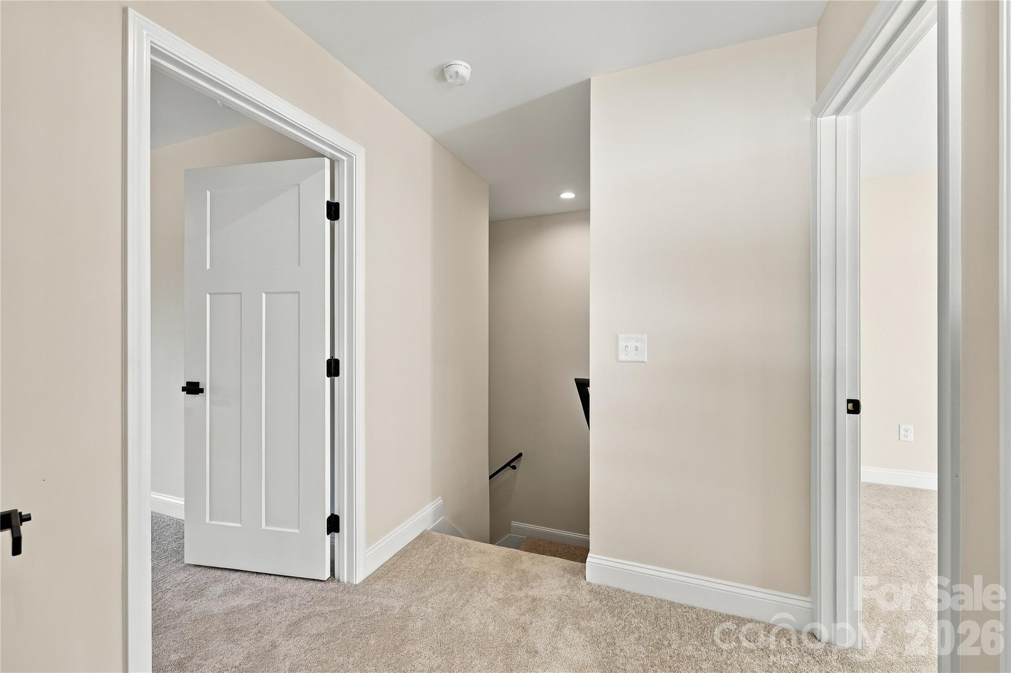 2275 S Jake Alexander Boulevard Property Photo 21