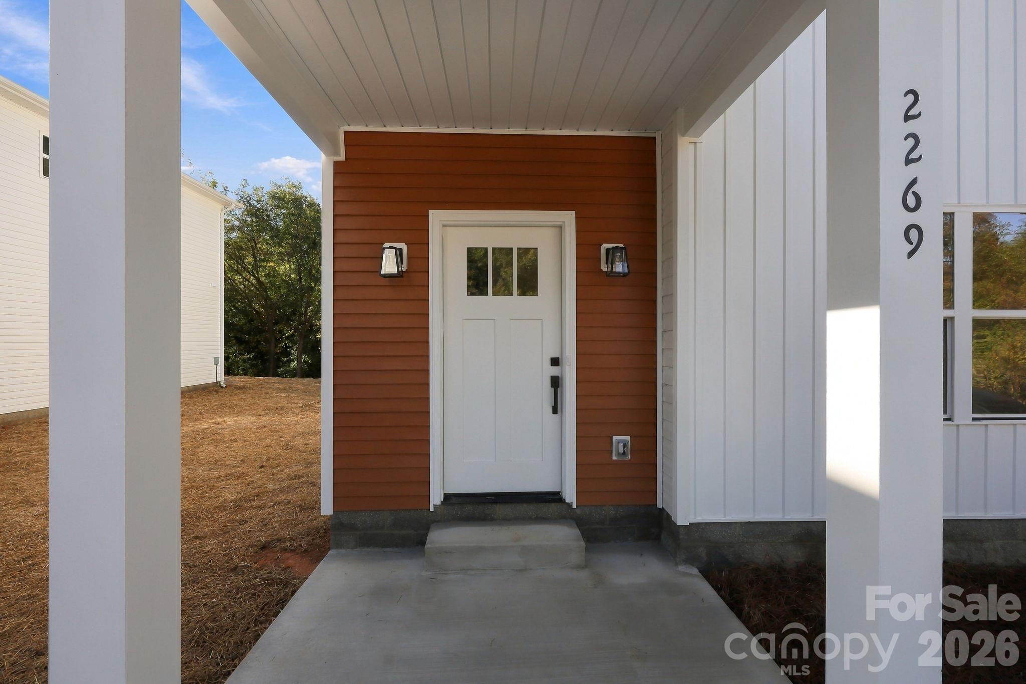2269 S Jake Alexander Boulevard Property Photo 6