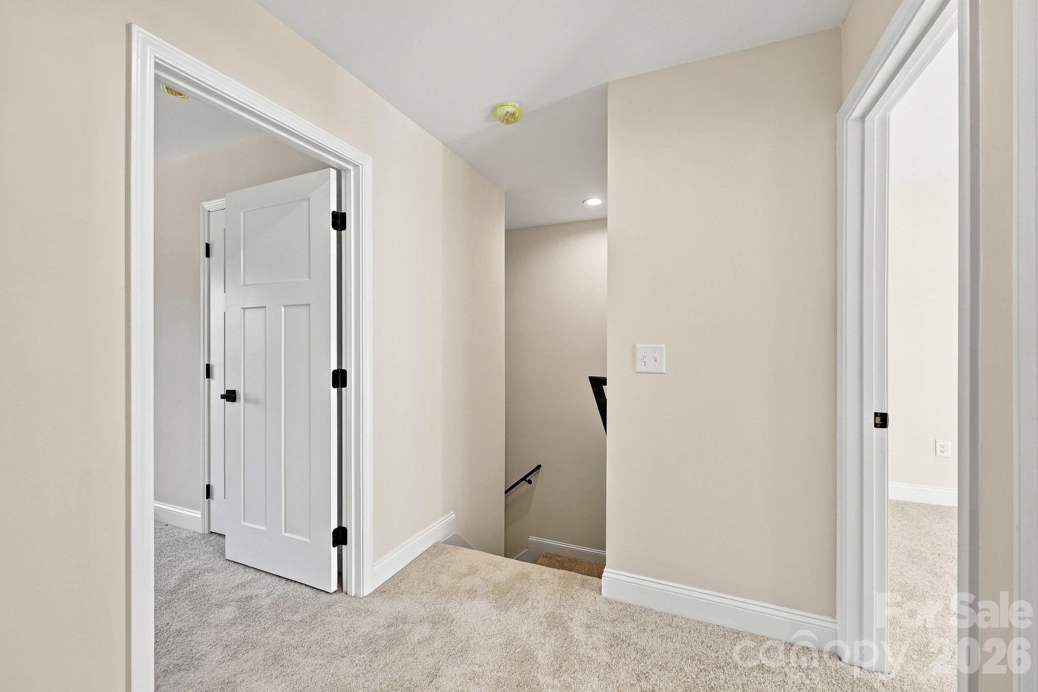 2269 S Jake Alexander Boulevard Property Photo 20
