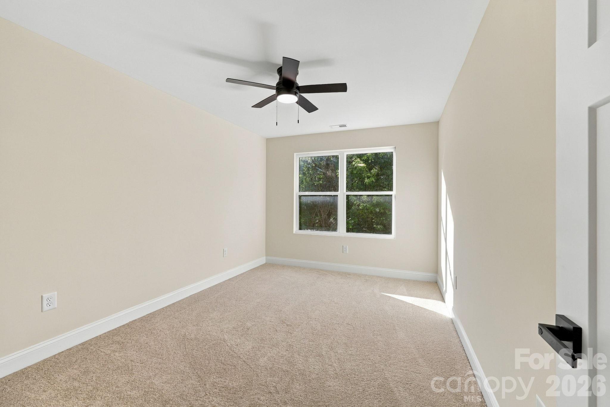 2269 S Jake Alexander Boulevard Property Photo 22