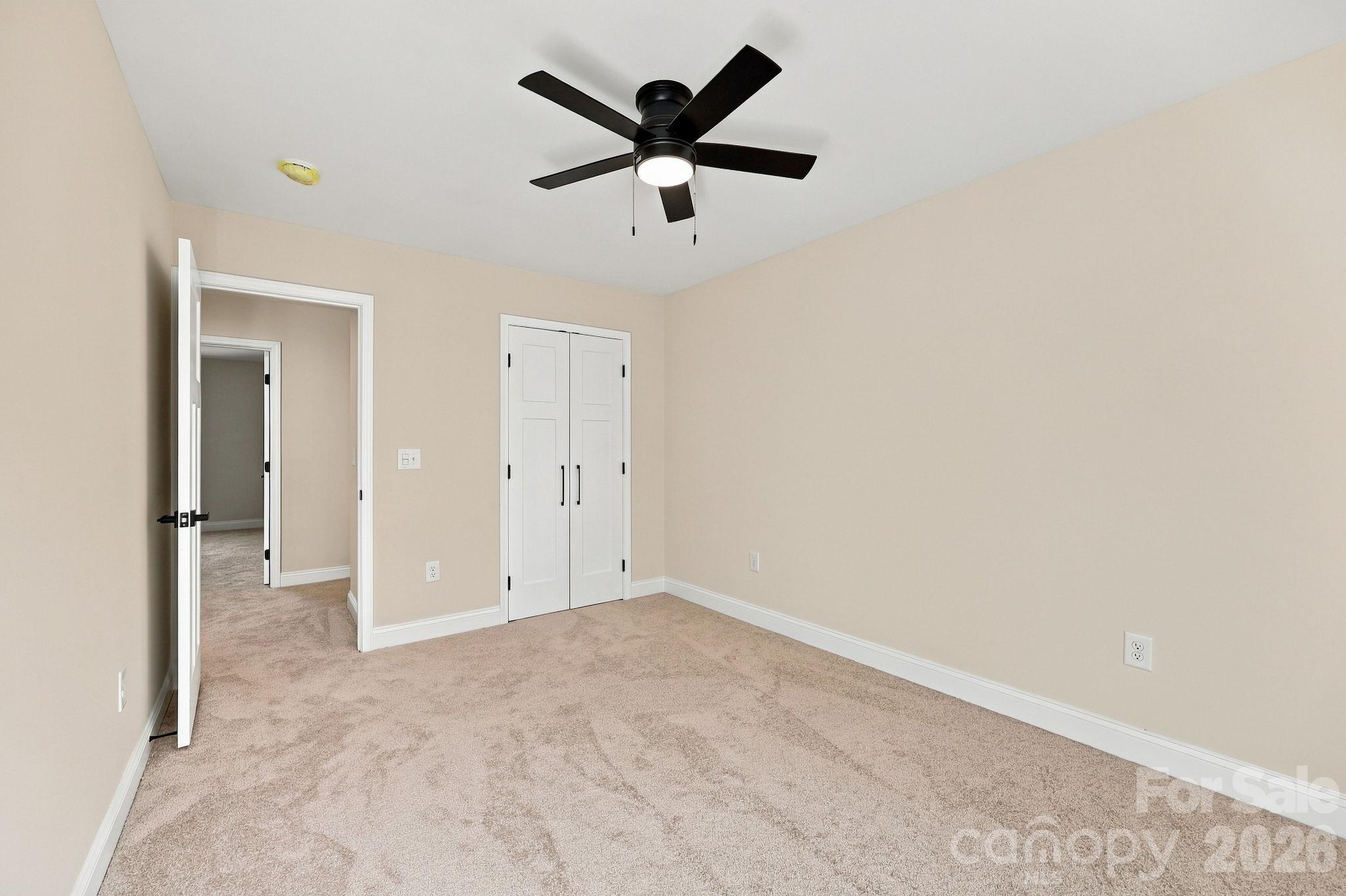 2269 S Jake Alexander Boulevard Property Photo 23