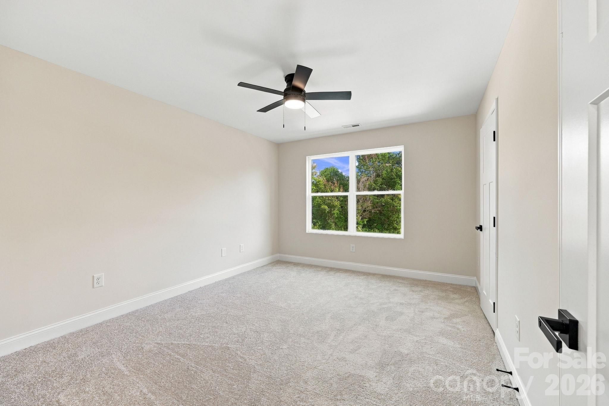 2269 S Jake Alexander Boulevard Property Photo 28