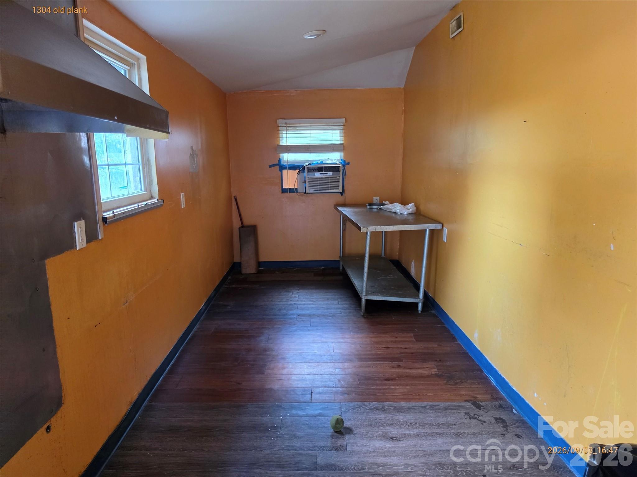 1304 Old Plank Road Property Photo 3