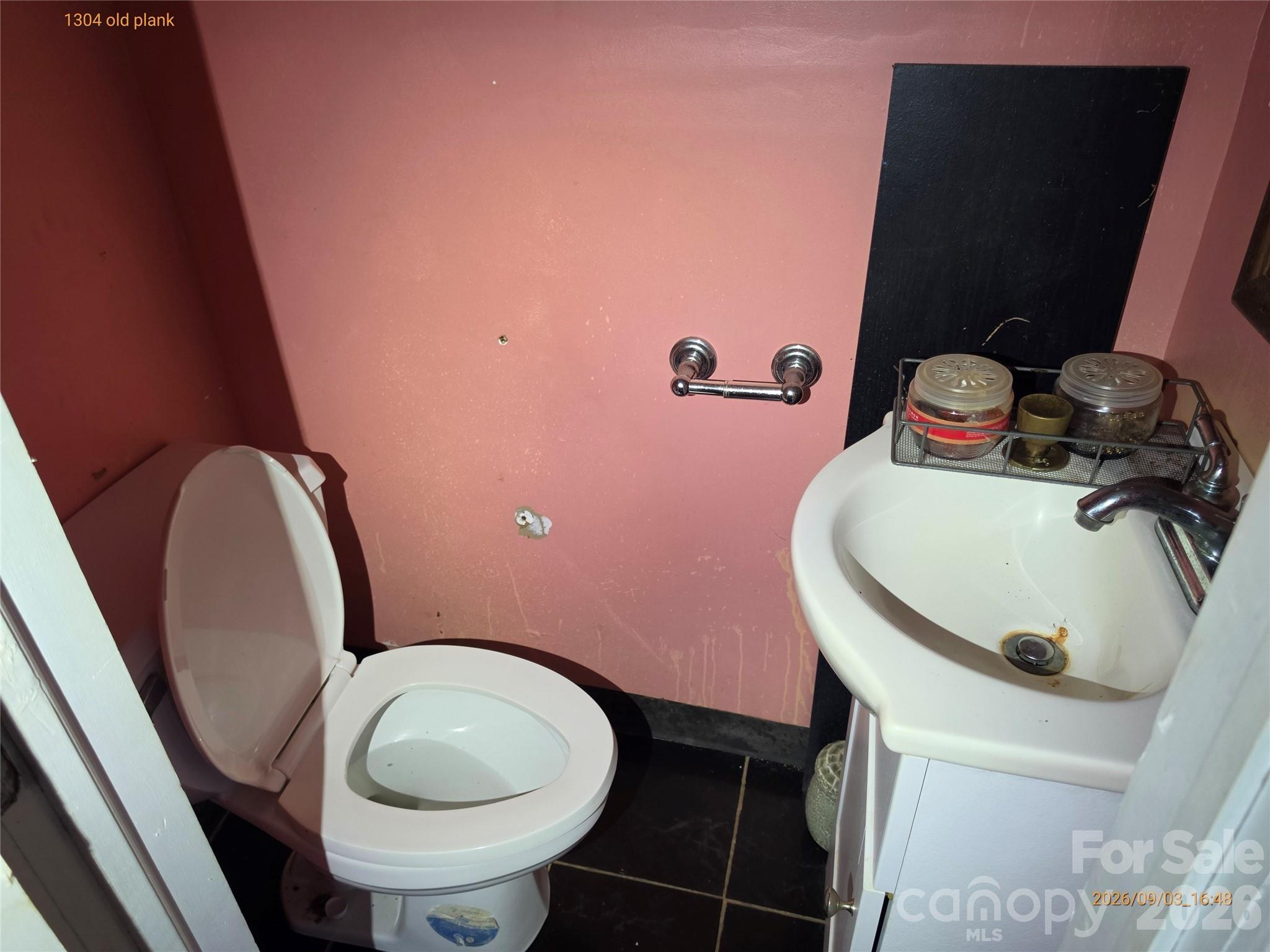 1304 Old Plank Road Property Photo 8