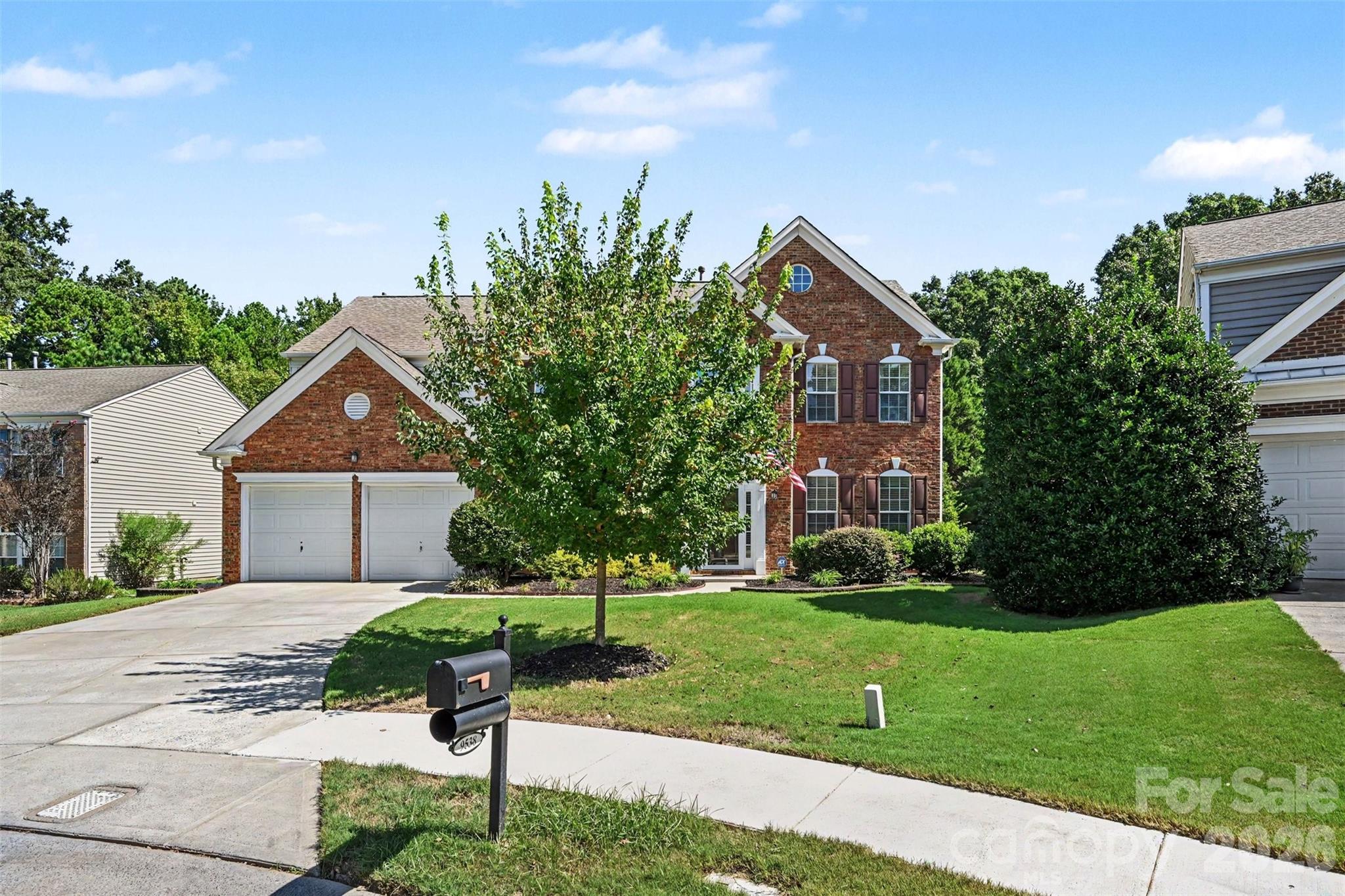 9538 Linden Tree Lane Property Photo 3