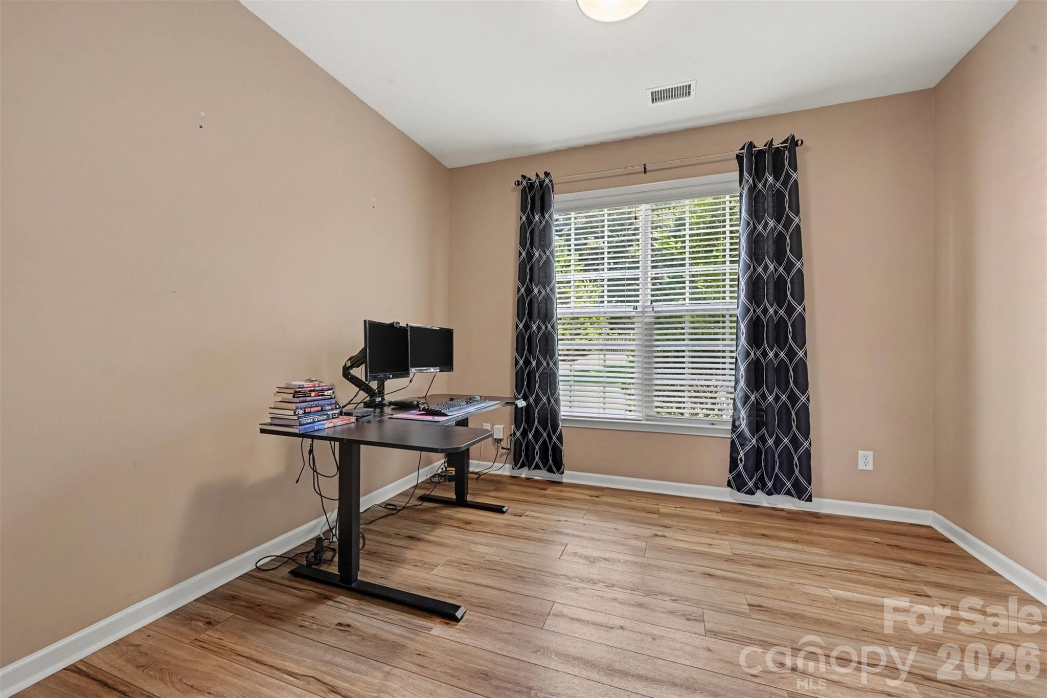 9538 Linden Tree Lane Property Photo 22