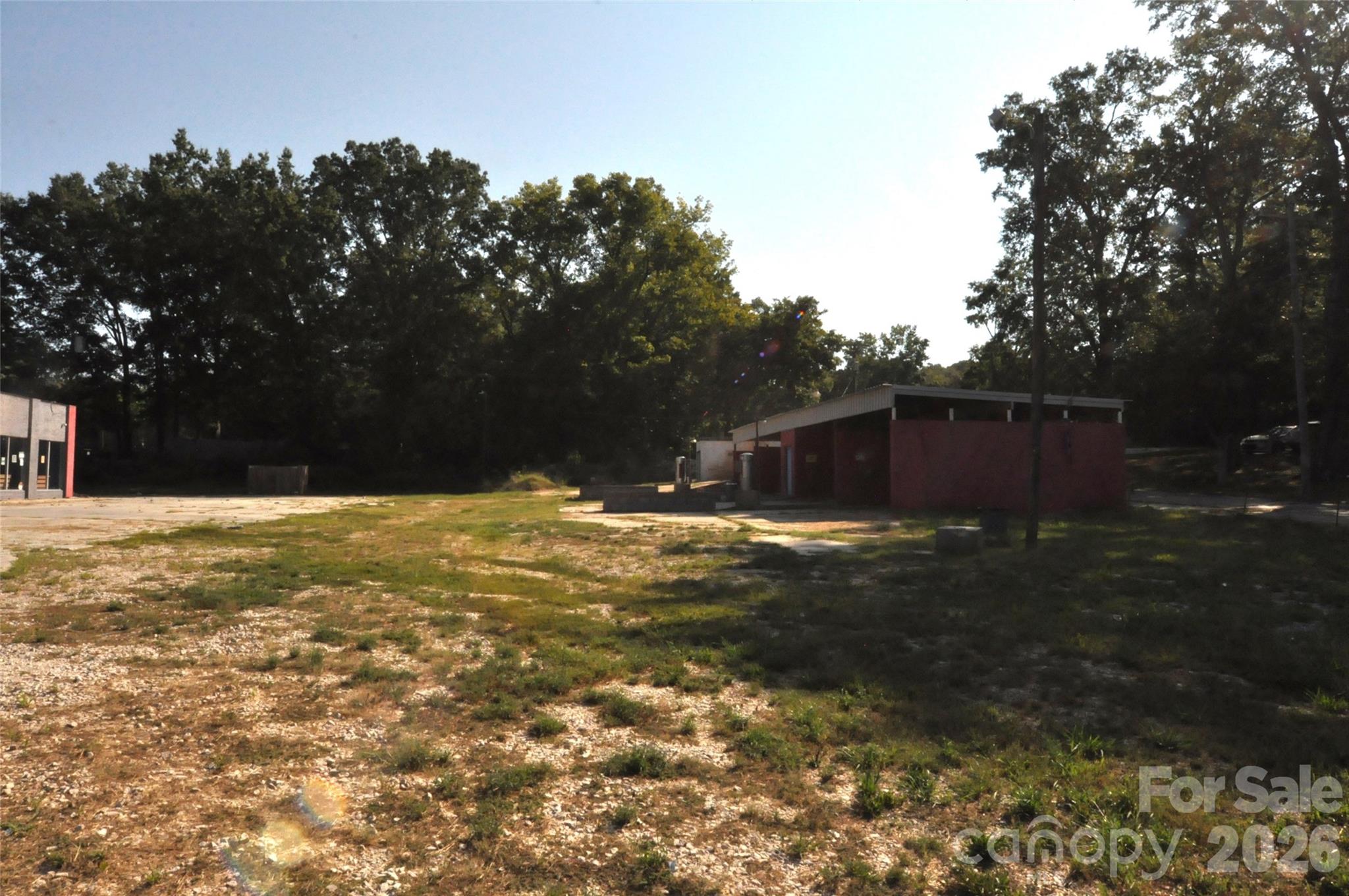 192 Columbia Street Property Photo 2