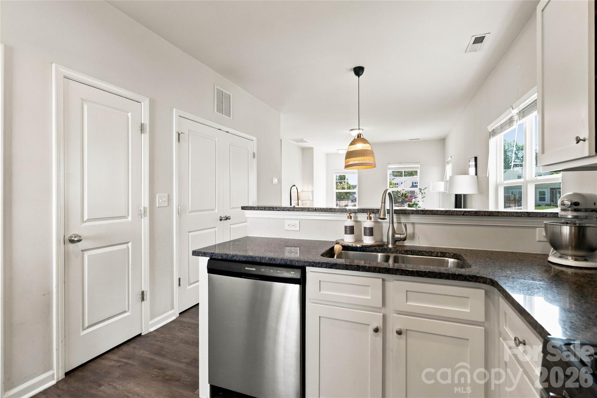 166 Canina Lane Property Photo 15