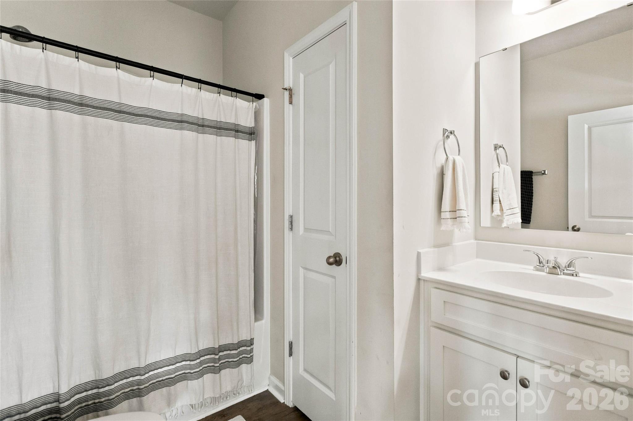 166 Canina Lane Property Photo 16