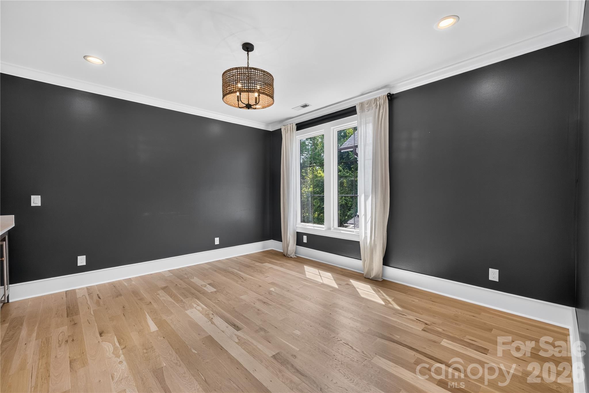 632 Ideal Way Property Photo 27