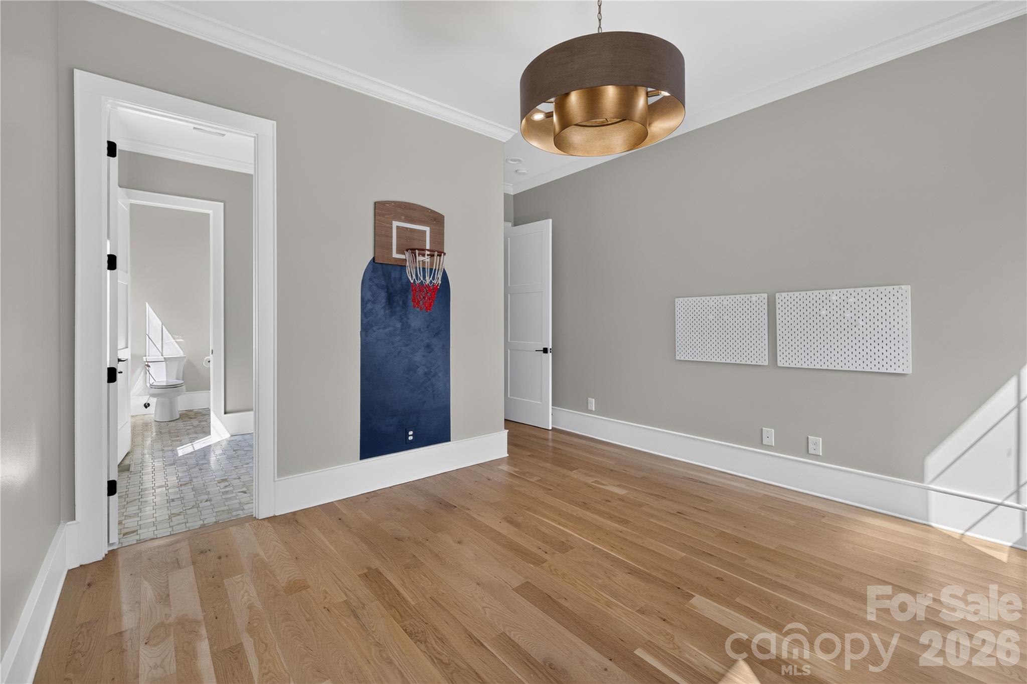 632 Ideal Way Property Photo 35