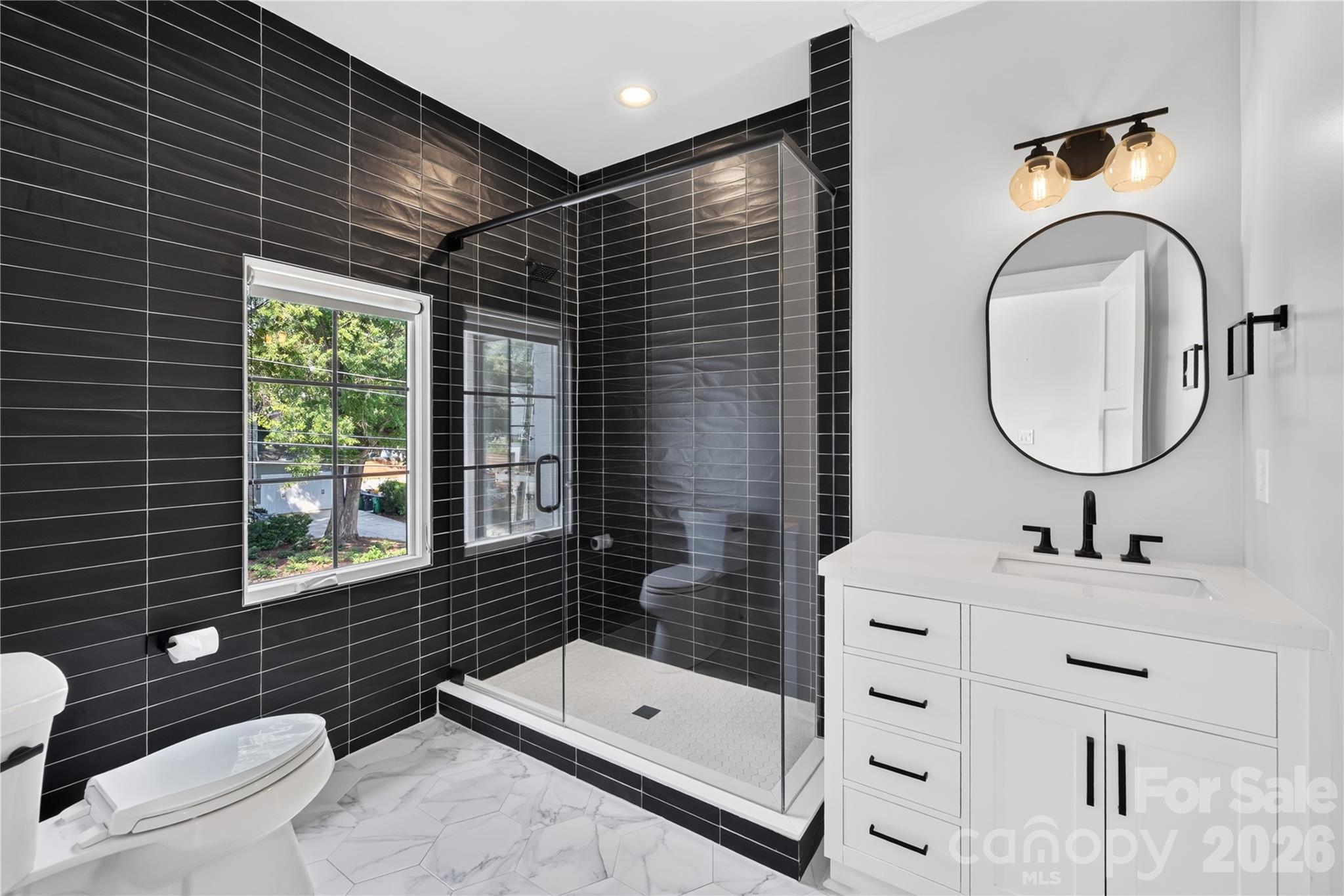 632 Ideal Way Property Photo 42