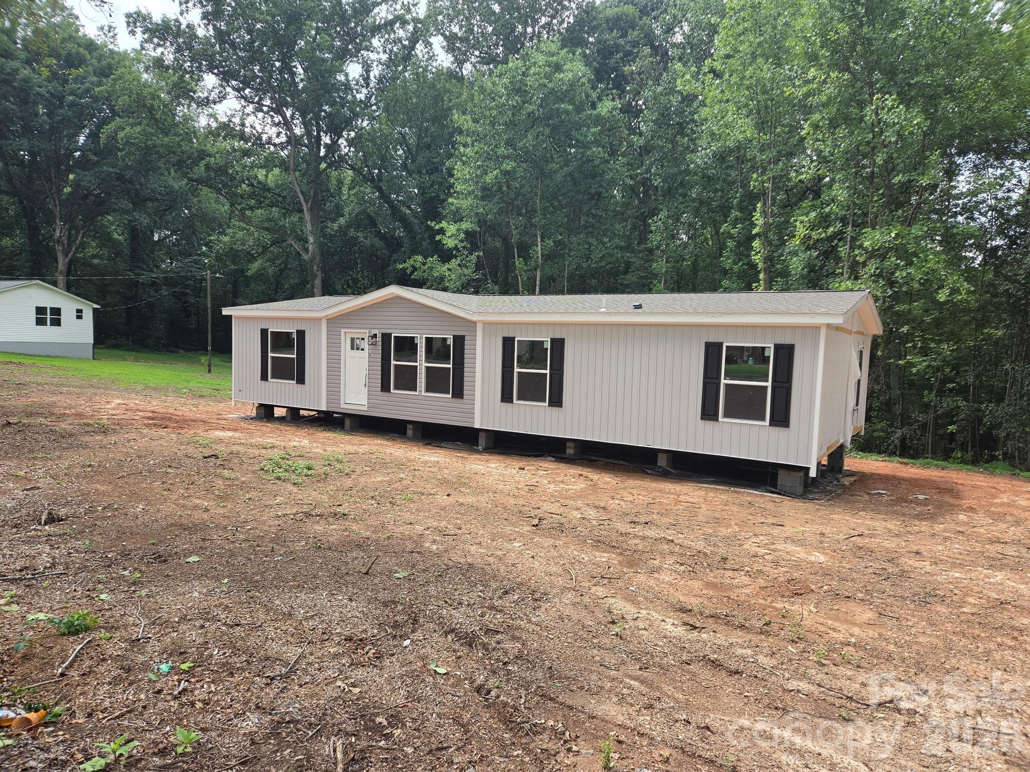 514 Summerow Road Property Photo 3