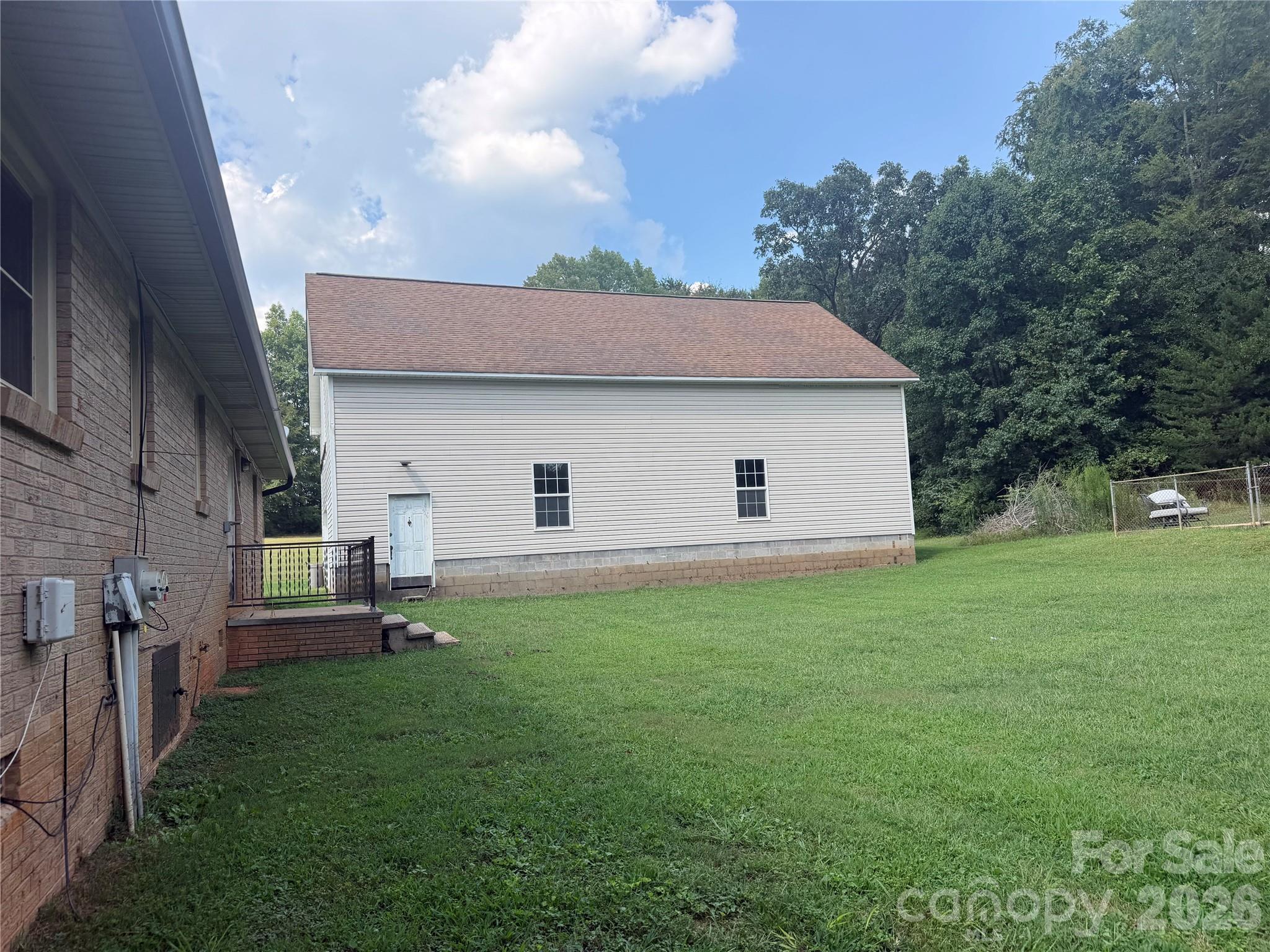 344 Pearson Street Property Photo 3