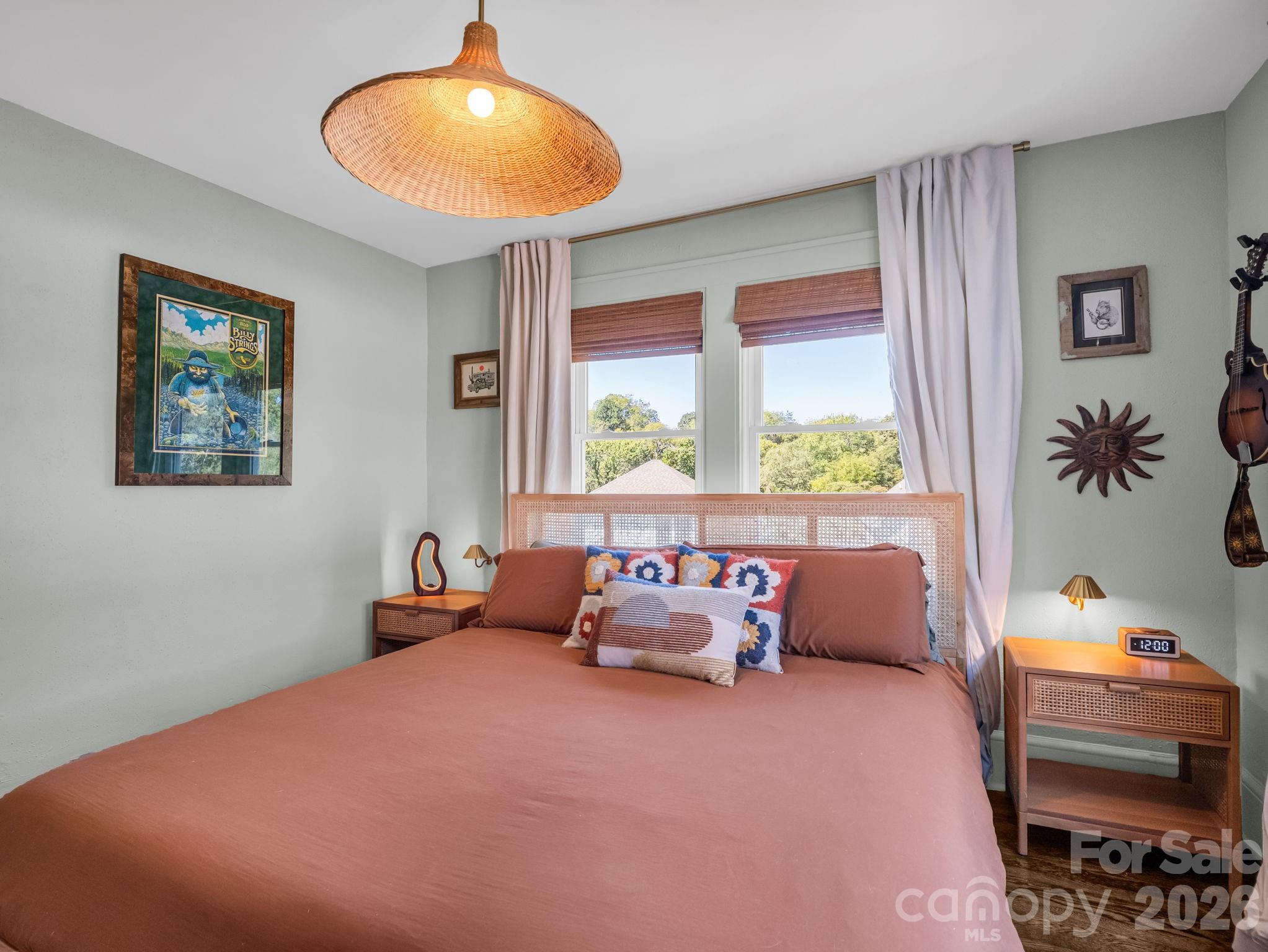 10 Dale Street Property Photo 23