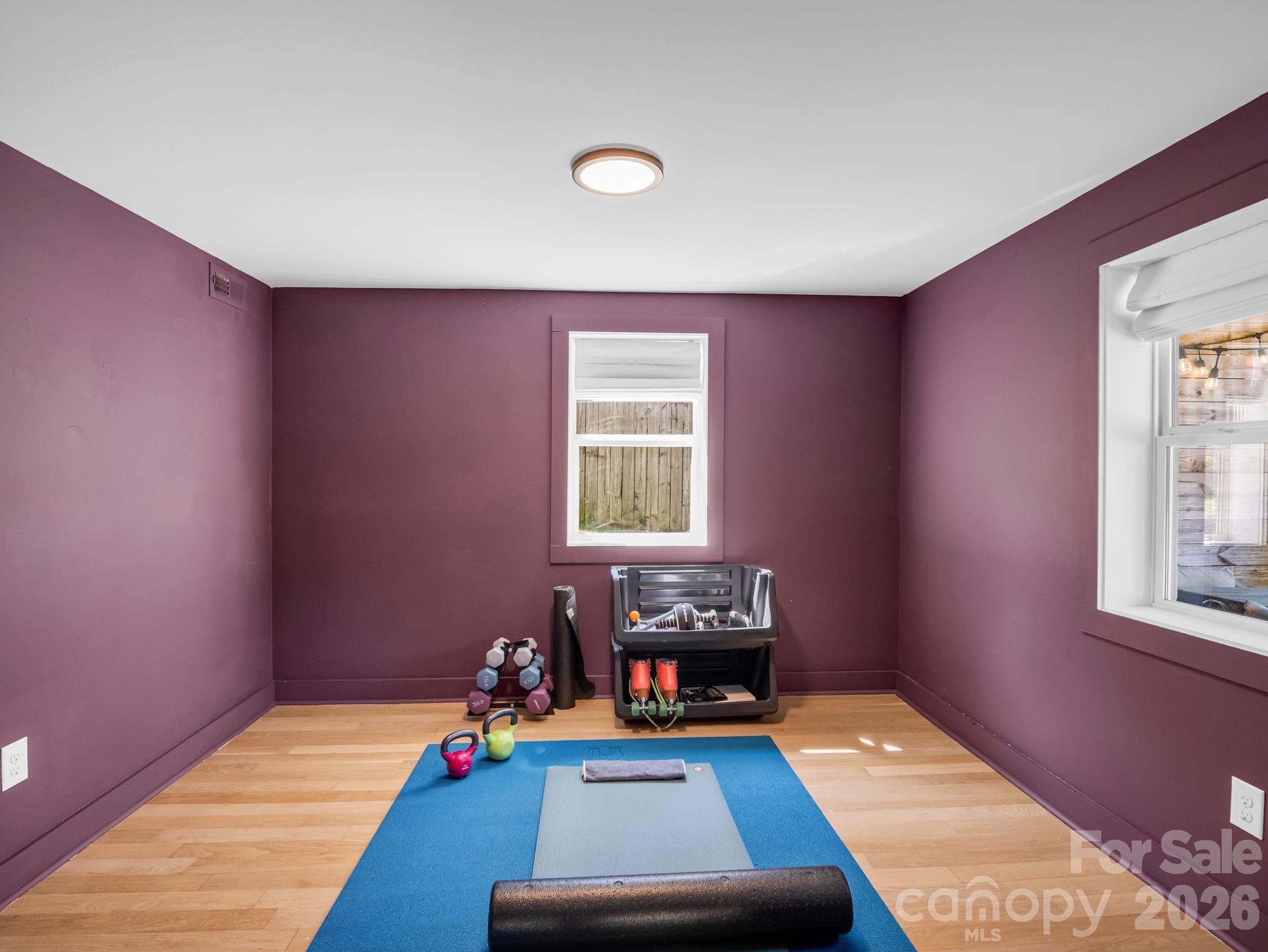 10 Dale Street Property Photo 36