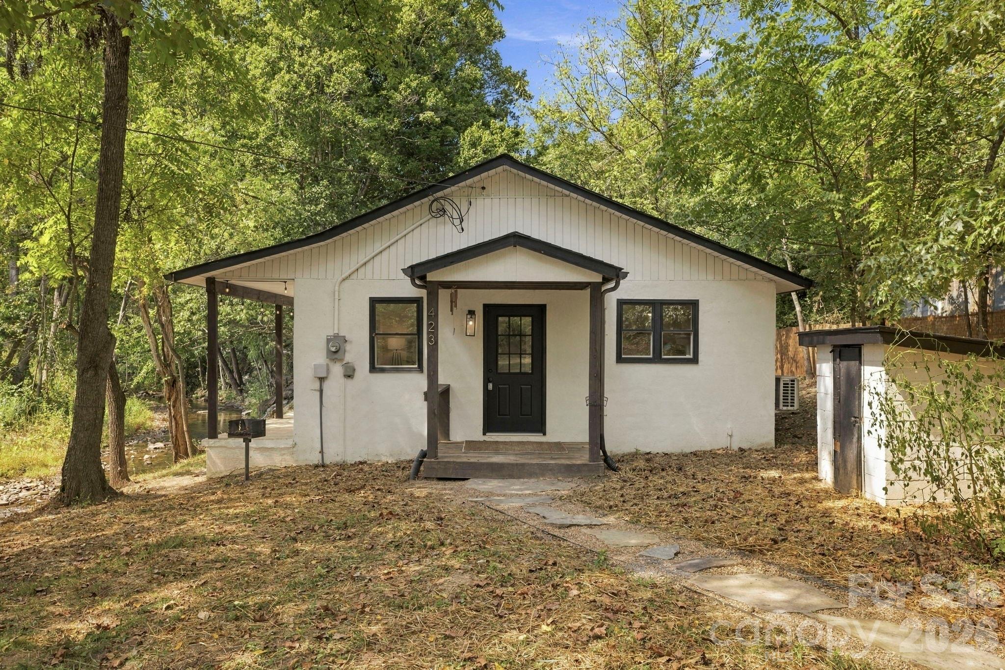 423 Reems Creek Road Property Photo 1