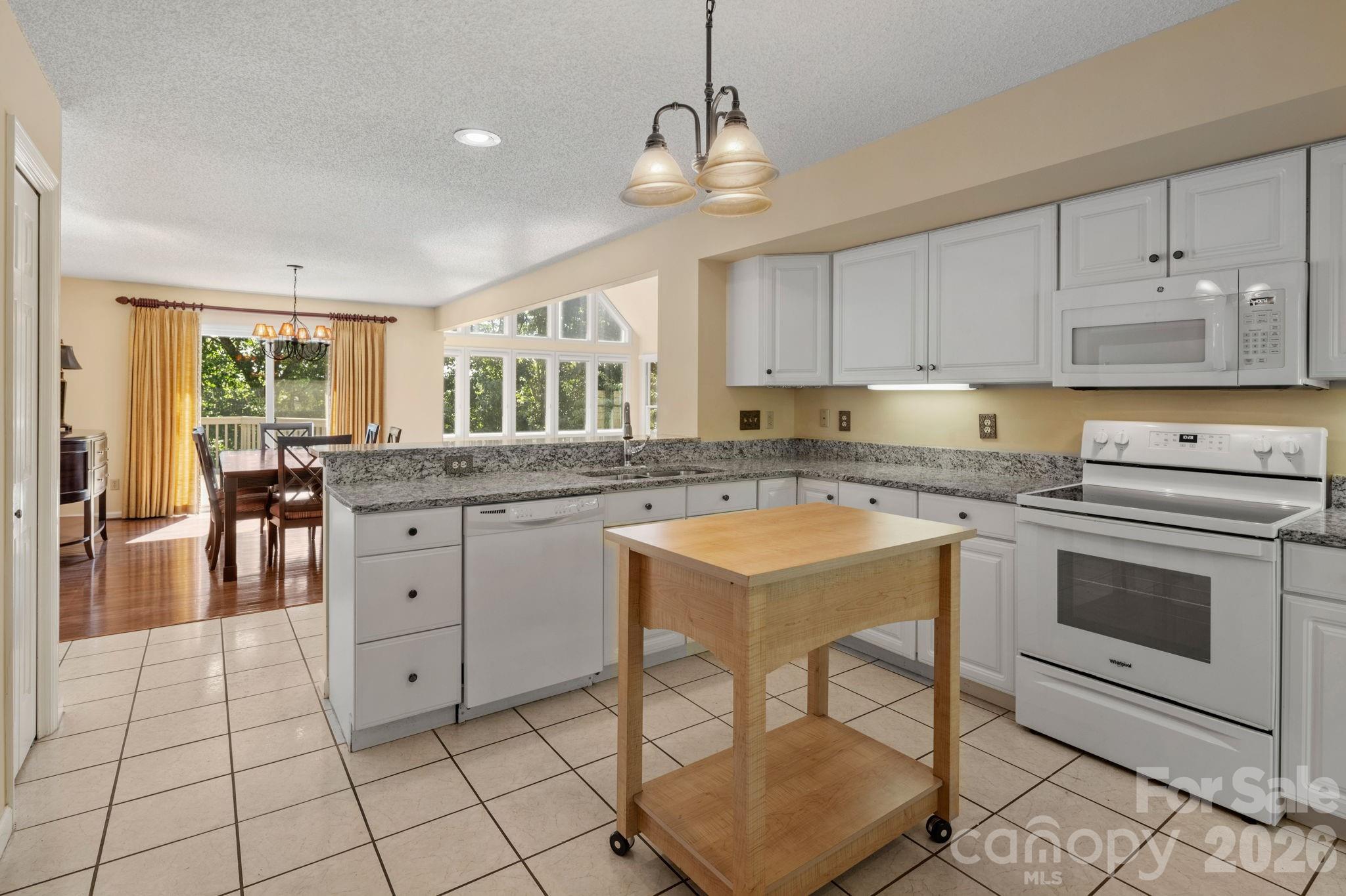 324 Dawnbrook Drive Property Photo 12