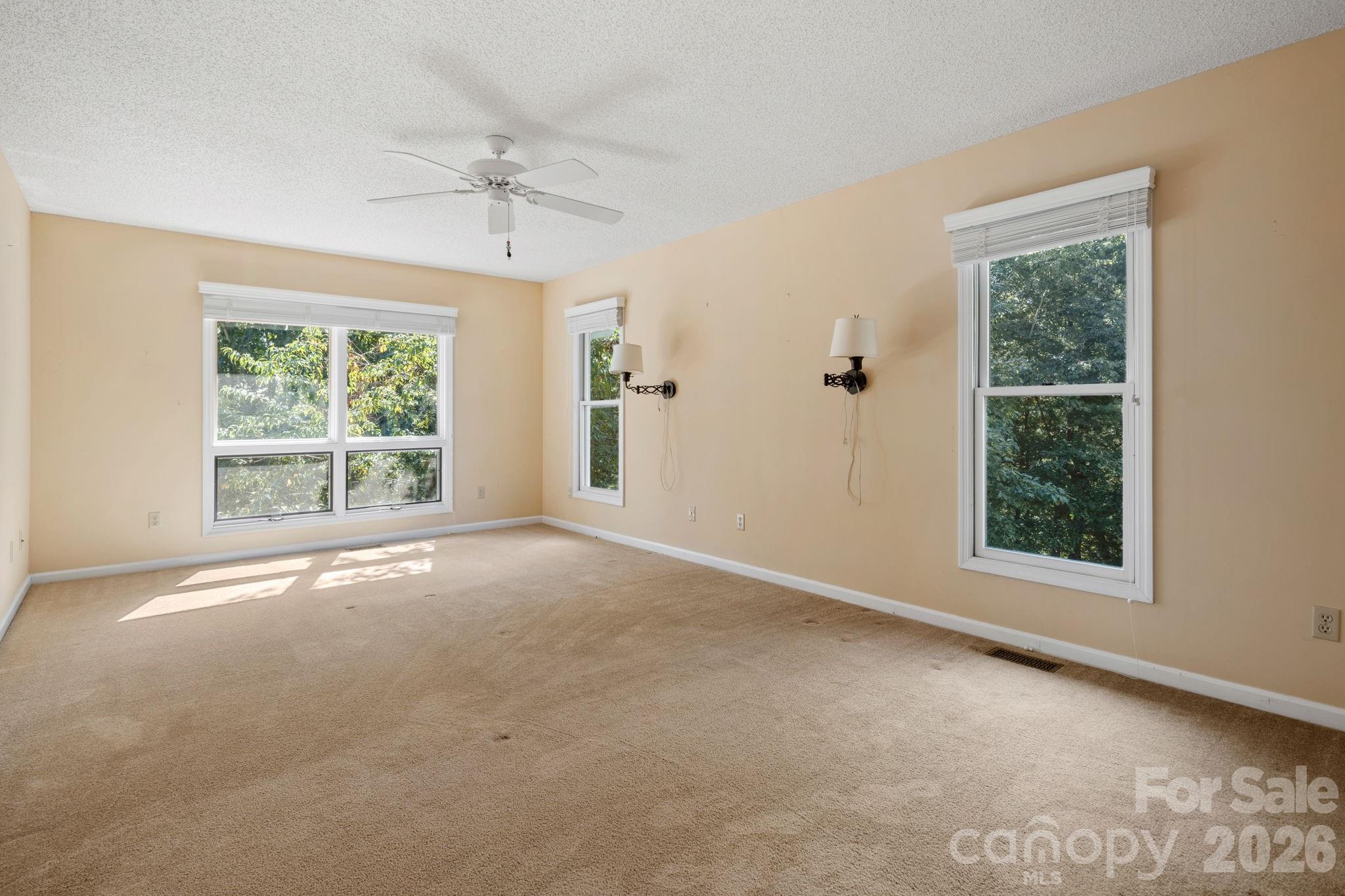 324 Dawnbrook Drive Property Photo 15