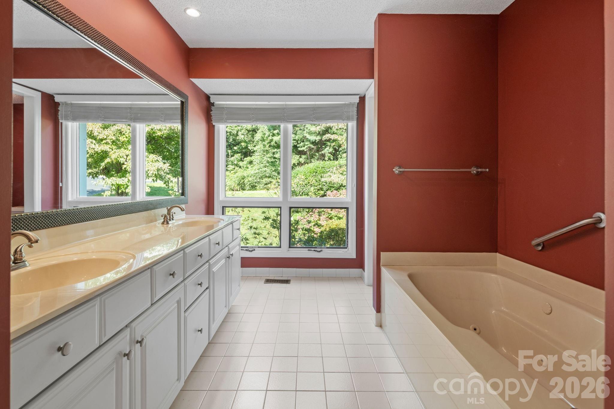 324 Dawnbrook Drive Property Photo 18