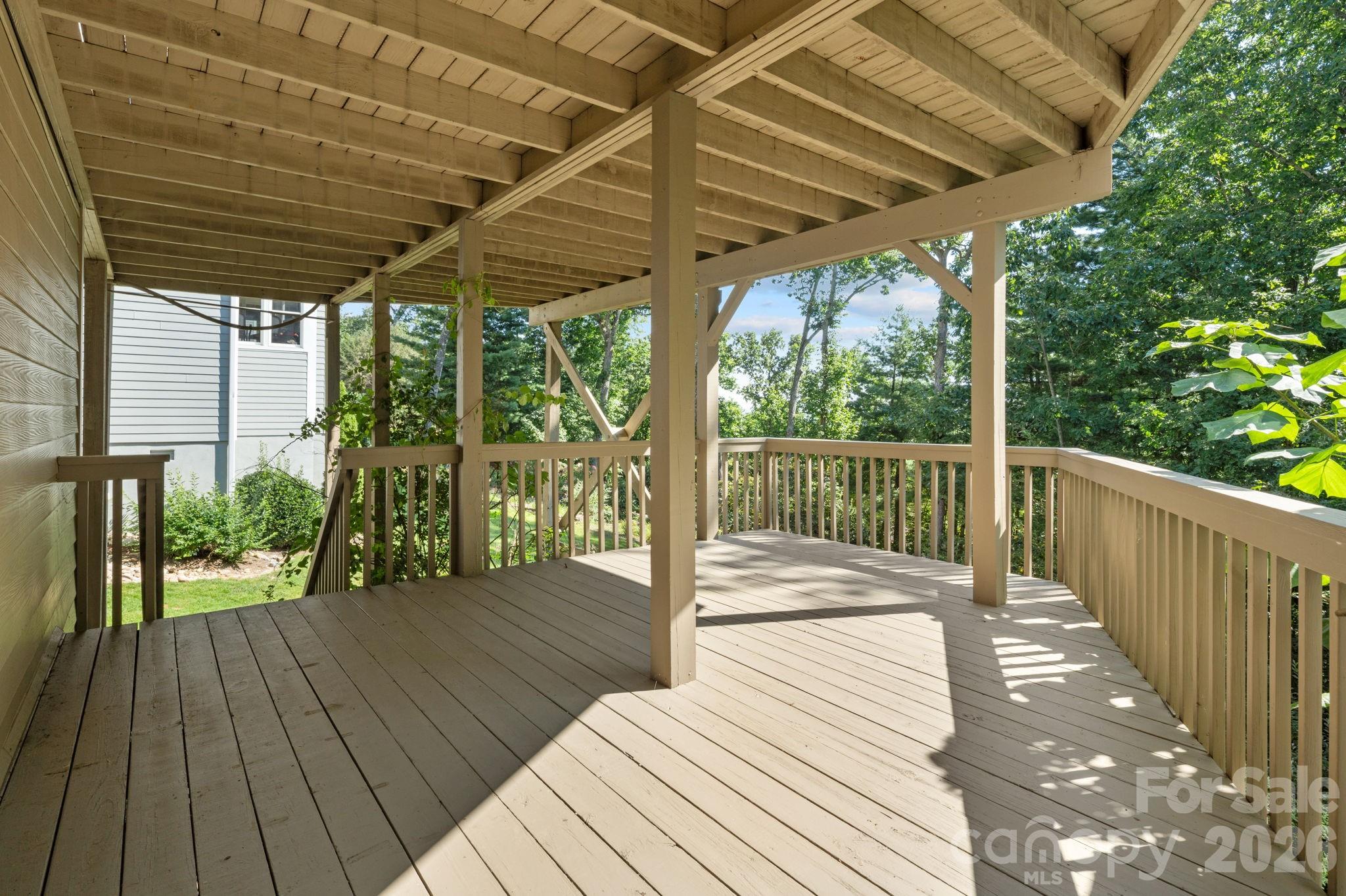 324 Dawnbrook Drive Property Photo 32