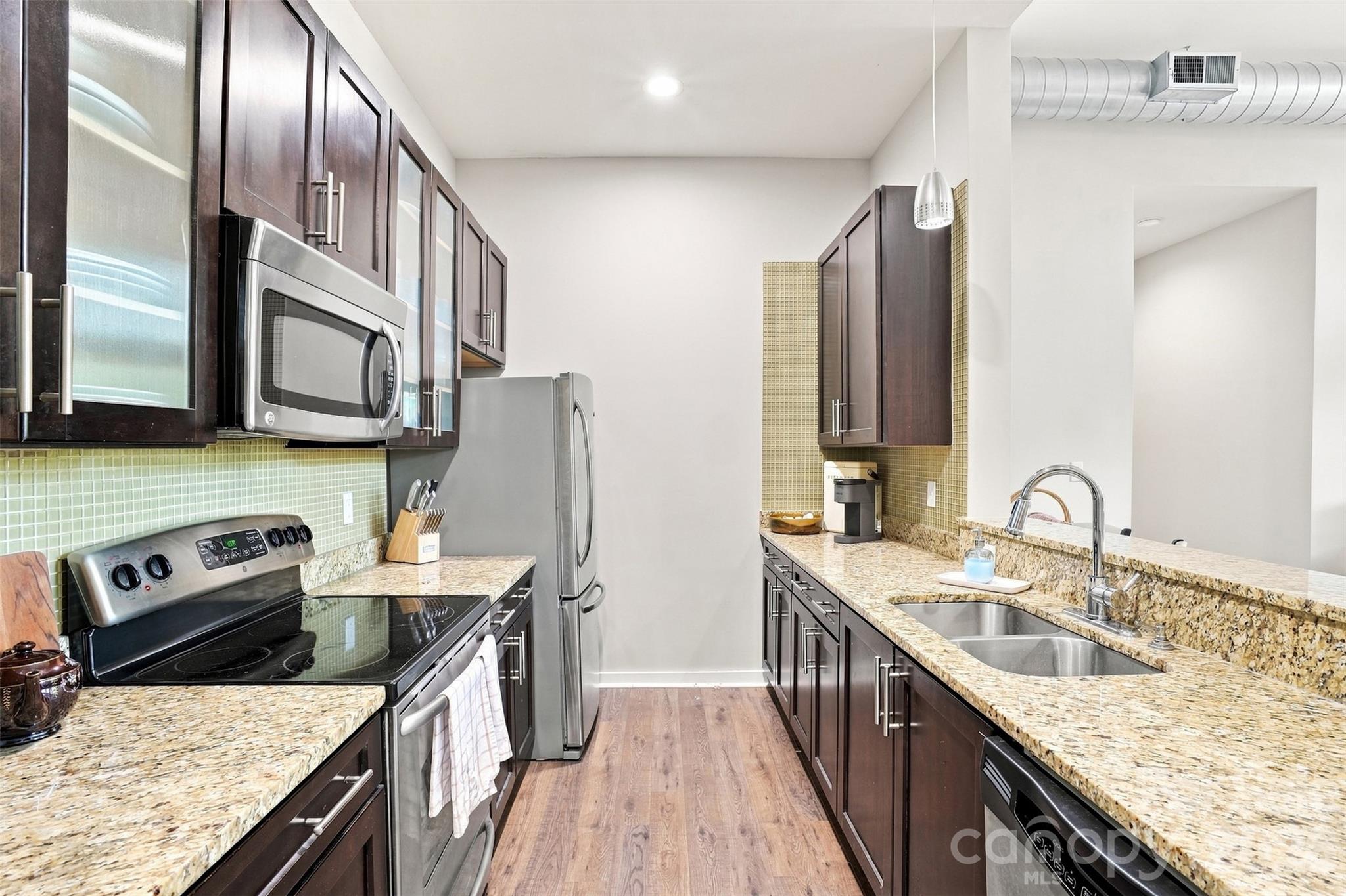 2116 Mcclintock Road Property Photo 13