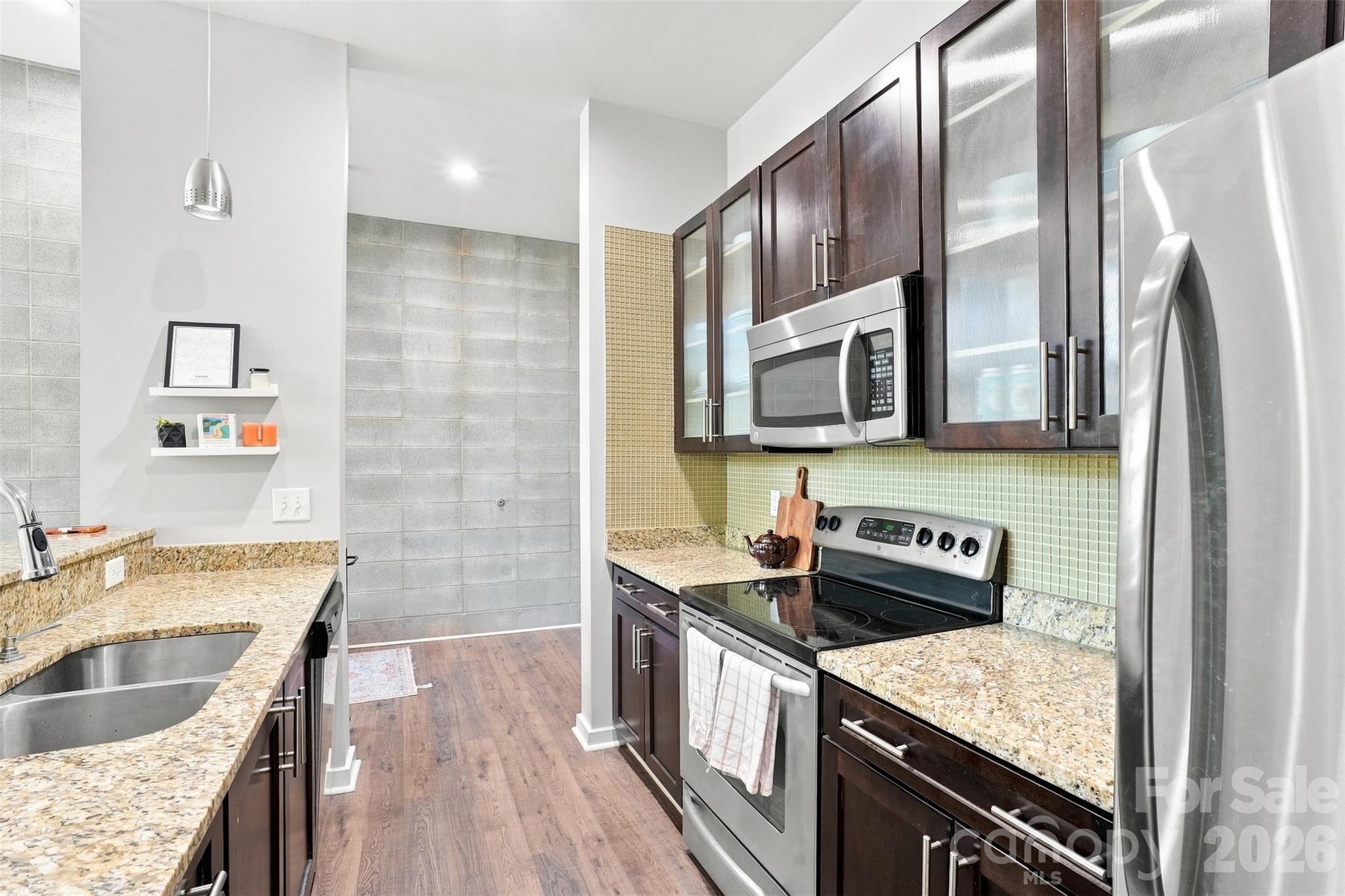 2116 Mcclintock Road Property Photo 15