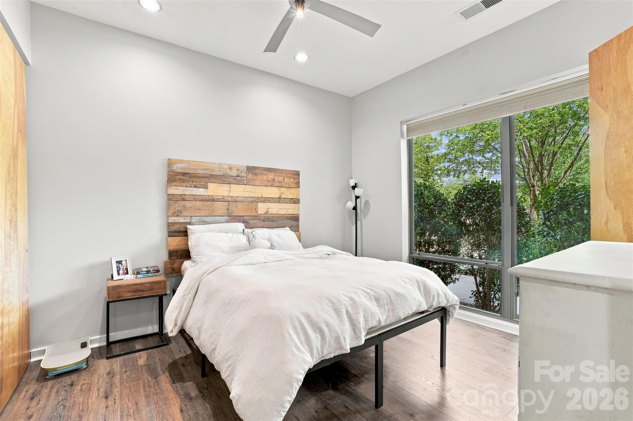 2116 Mcclintock Road Property Photo 19