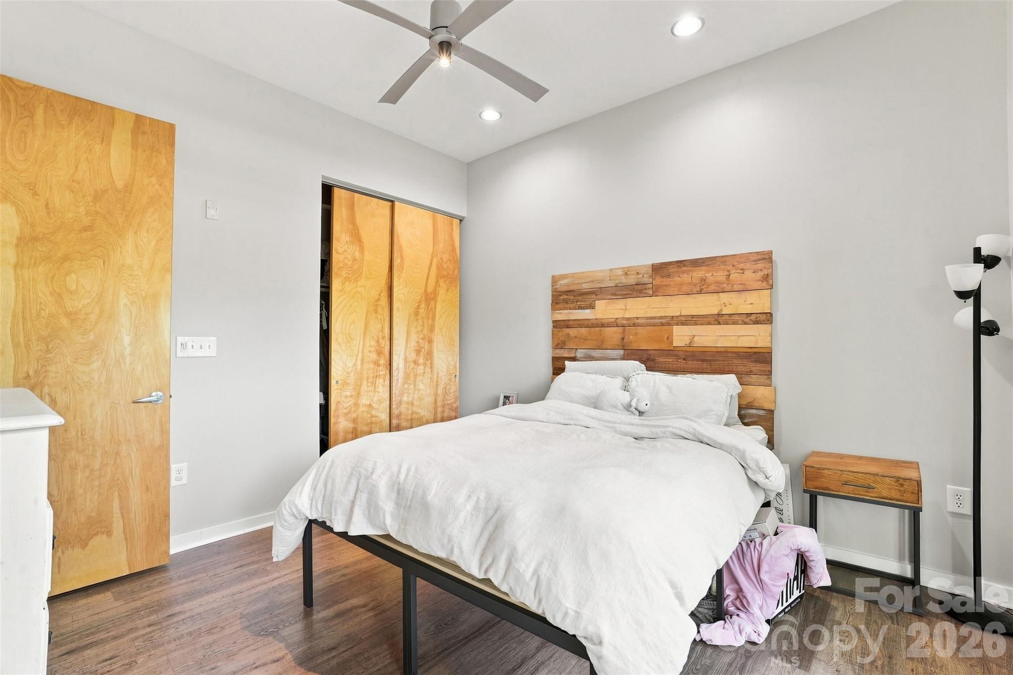 2116 Mcclintock Road Property Photo 21