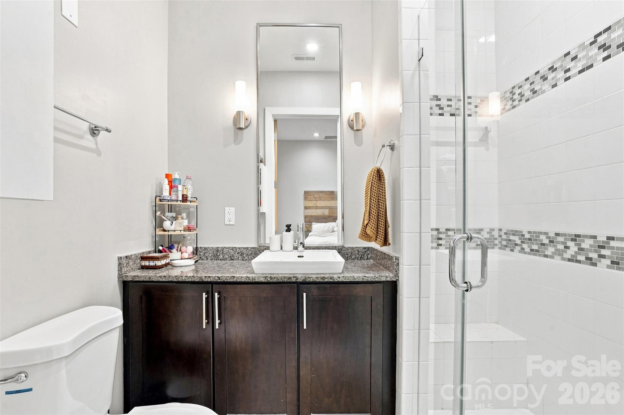 2116 Mcclintock Road Property Photo 23