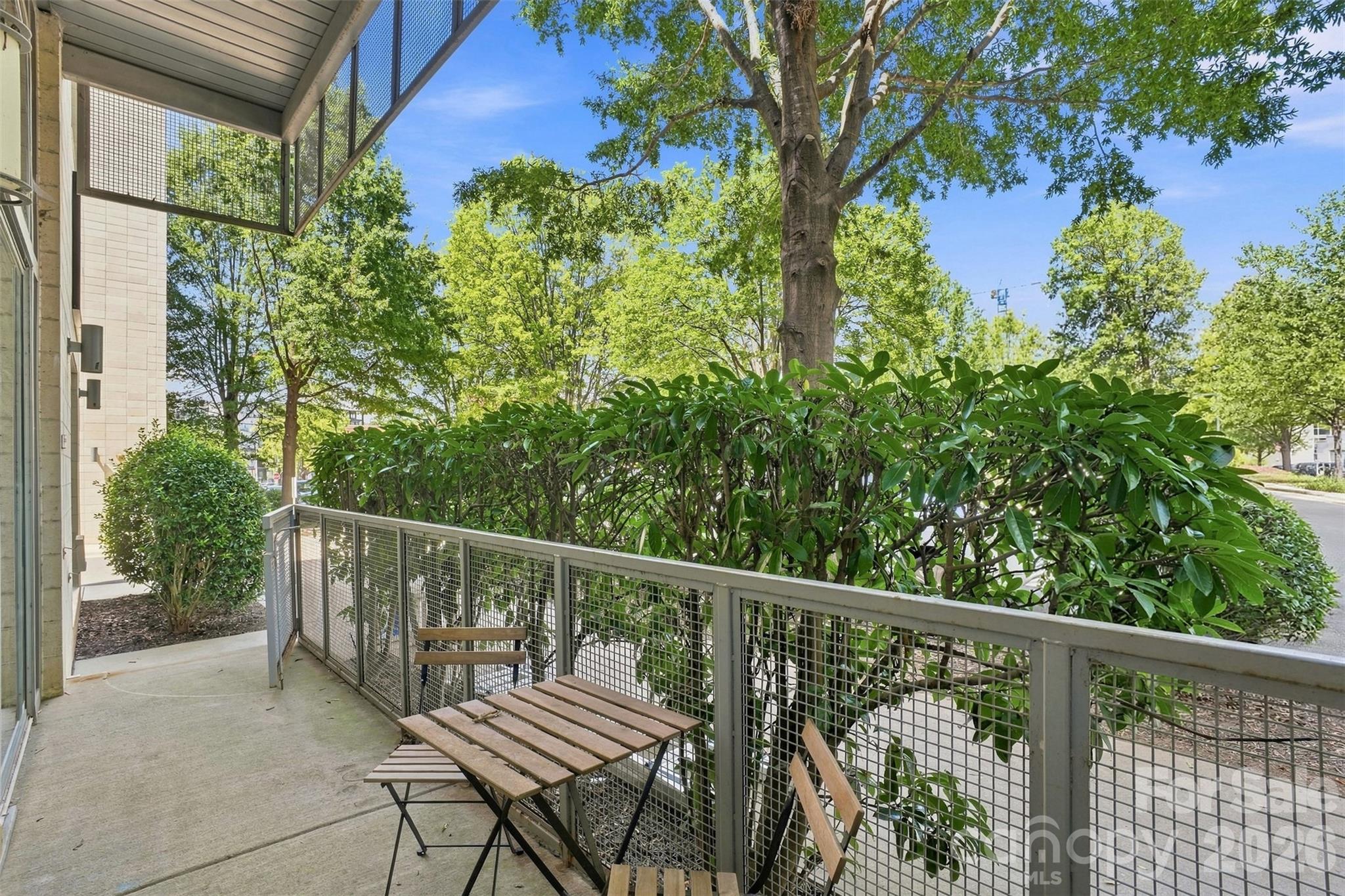 2116 Mcclintock Road Property Photo 24