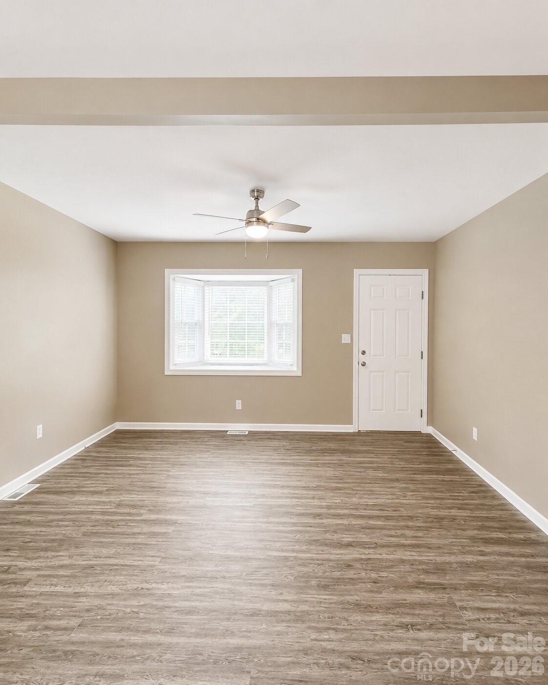 2756 Coronet Way Property Photo 2