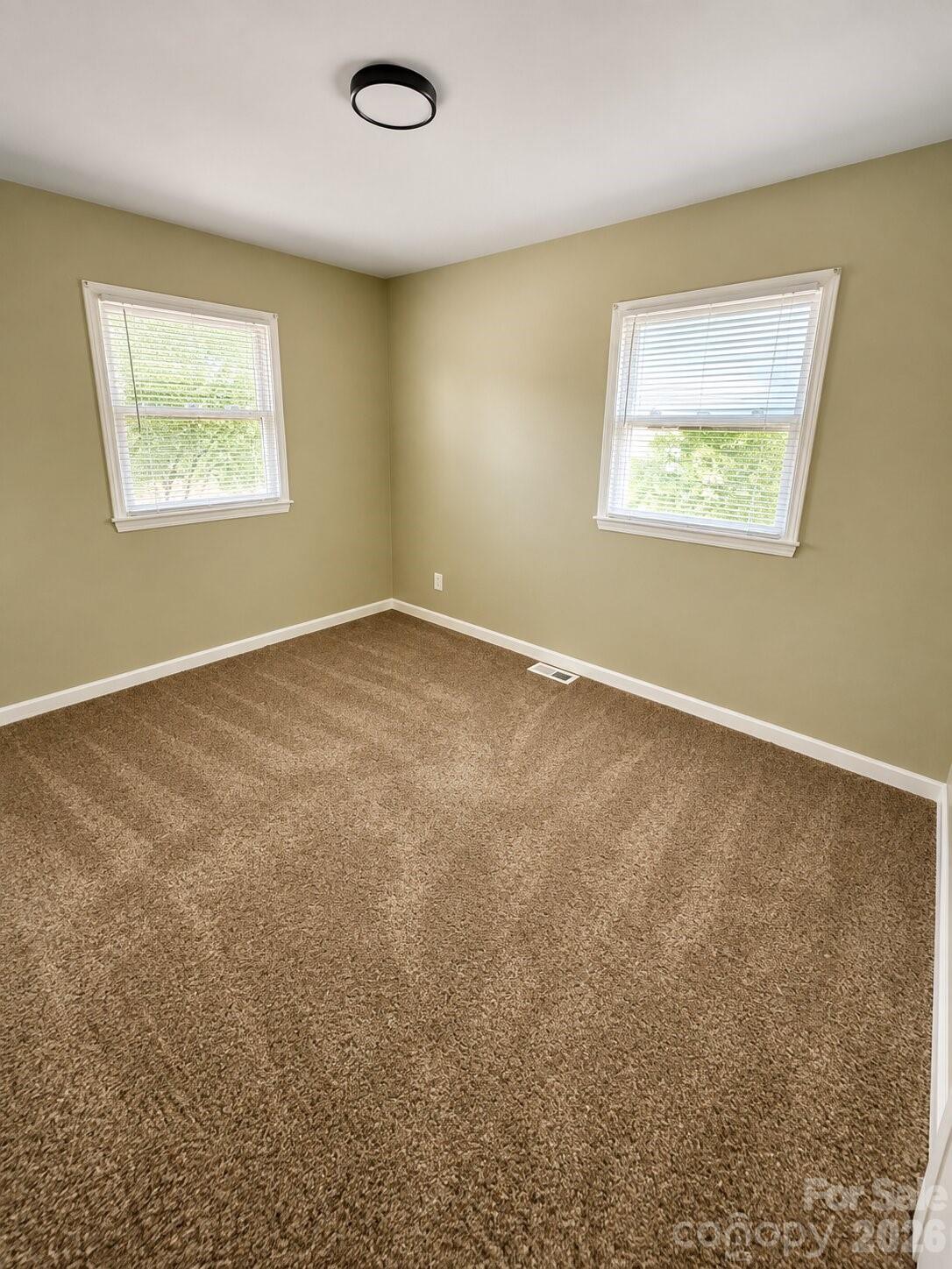 2756 Coronet Way Property Photo 5