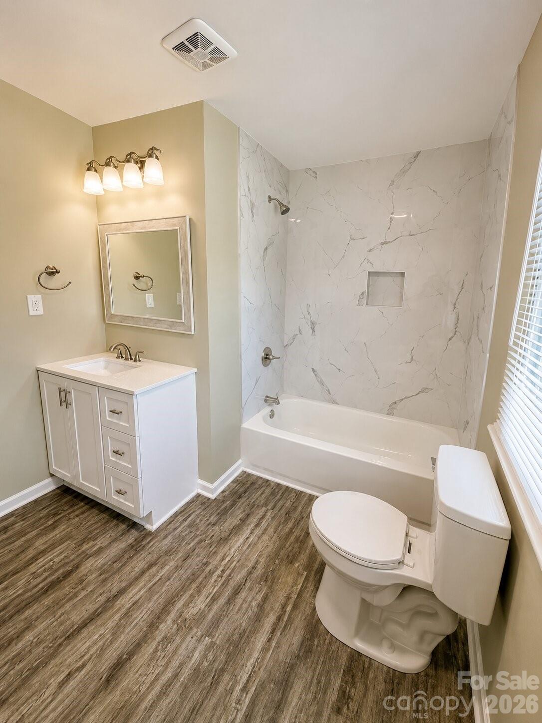 2756 Coronet Way Property Photo 6