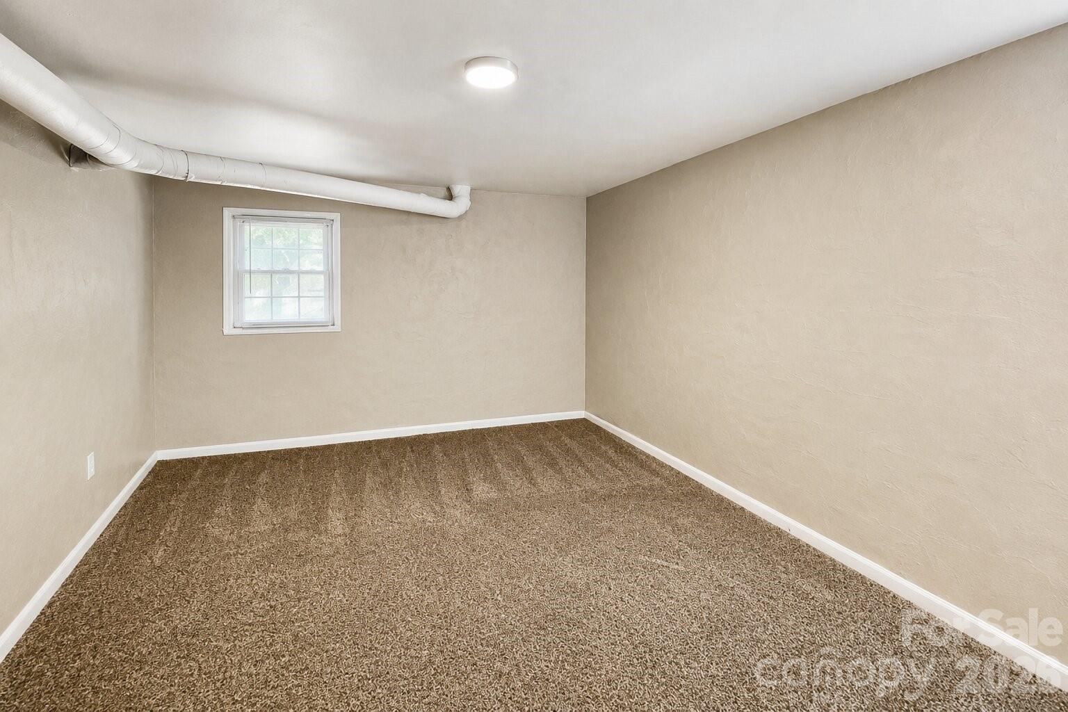 2756 Coronet Way Property Photo 10