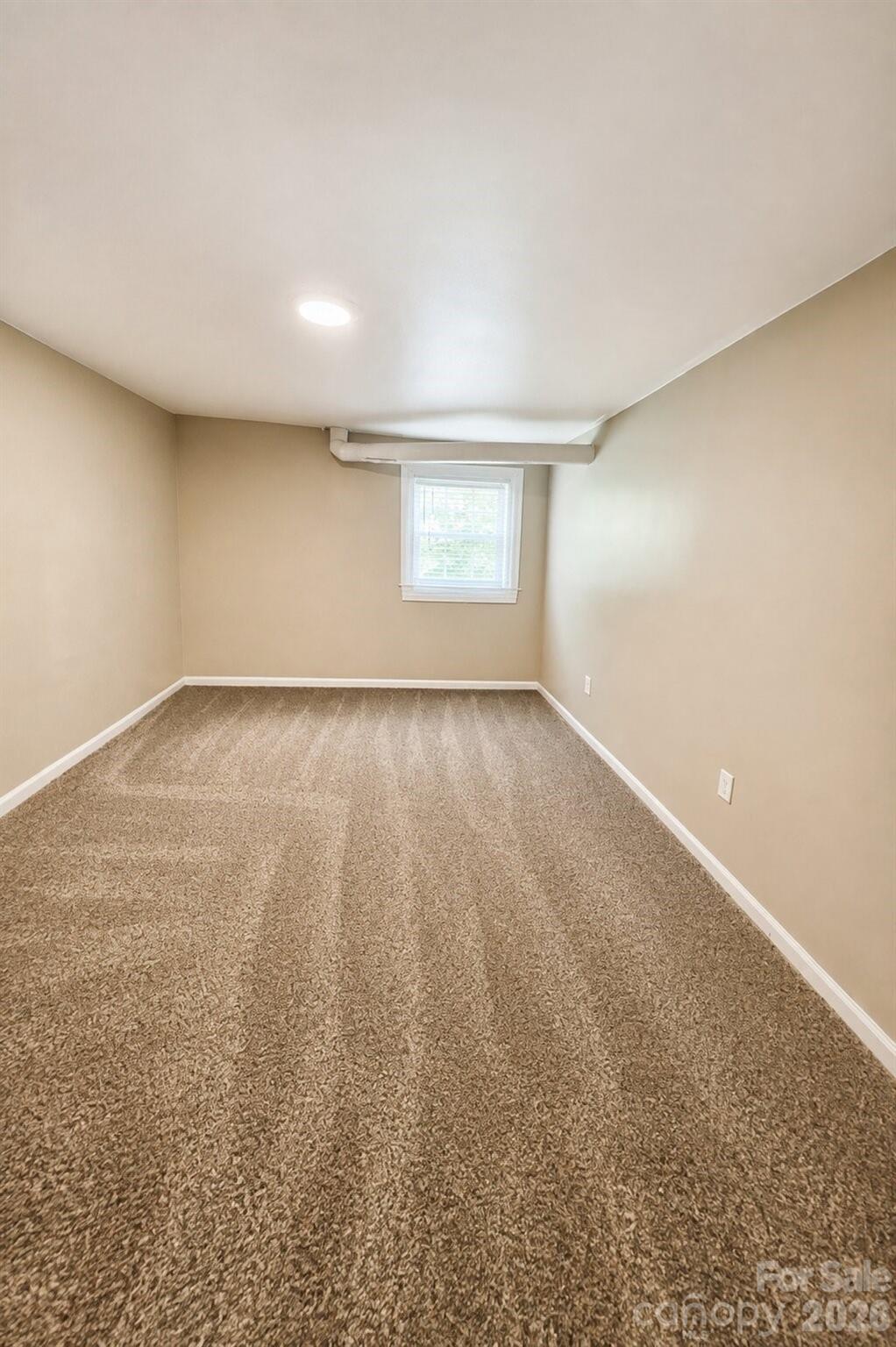 2756 Coronet Way Property Photo 12