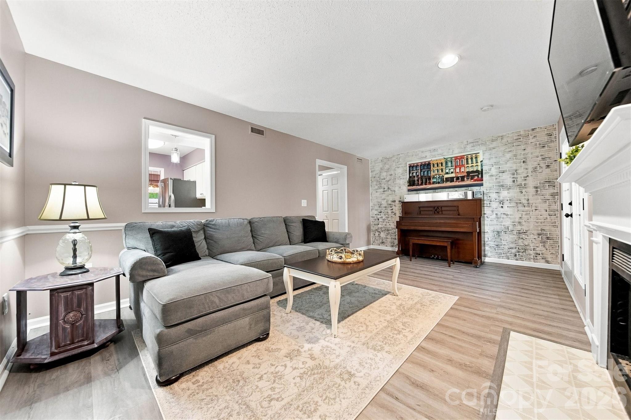 921 21st Avenue Property Photo 11