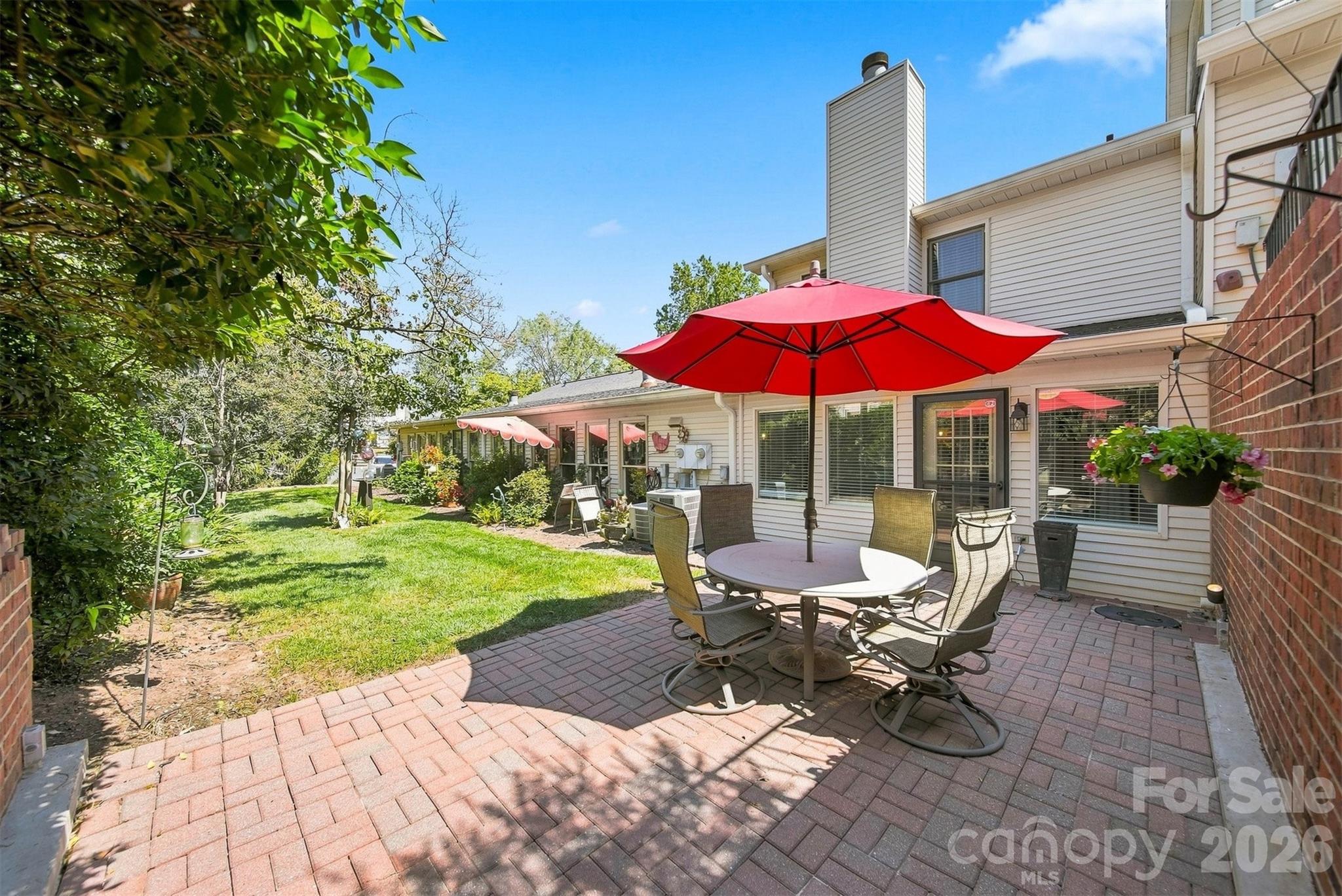 921 21st Avenue Property Photo 16