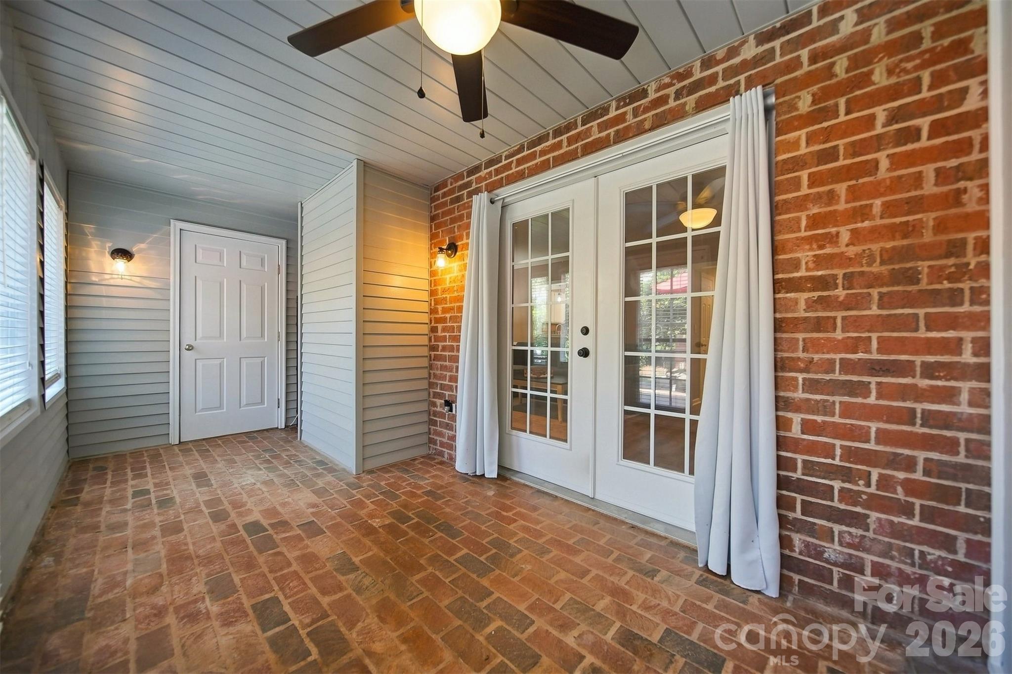 921 21st Avenue Property Photo 17