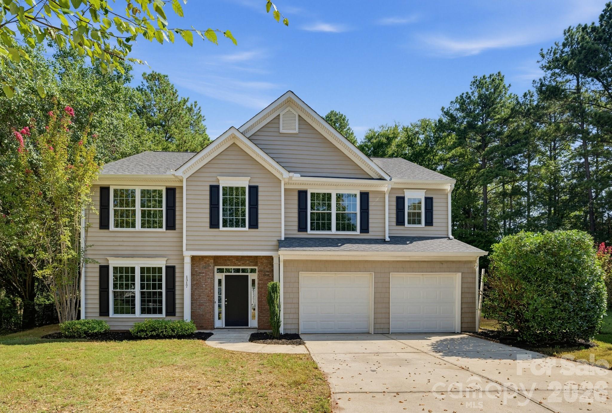 1317 Cool Mist Court Property Photo 2