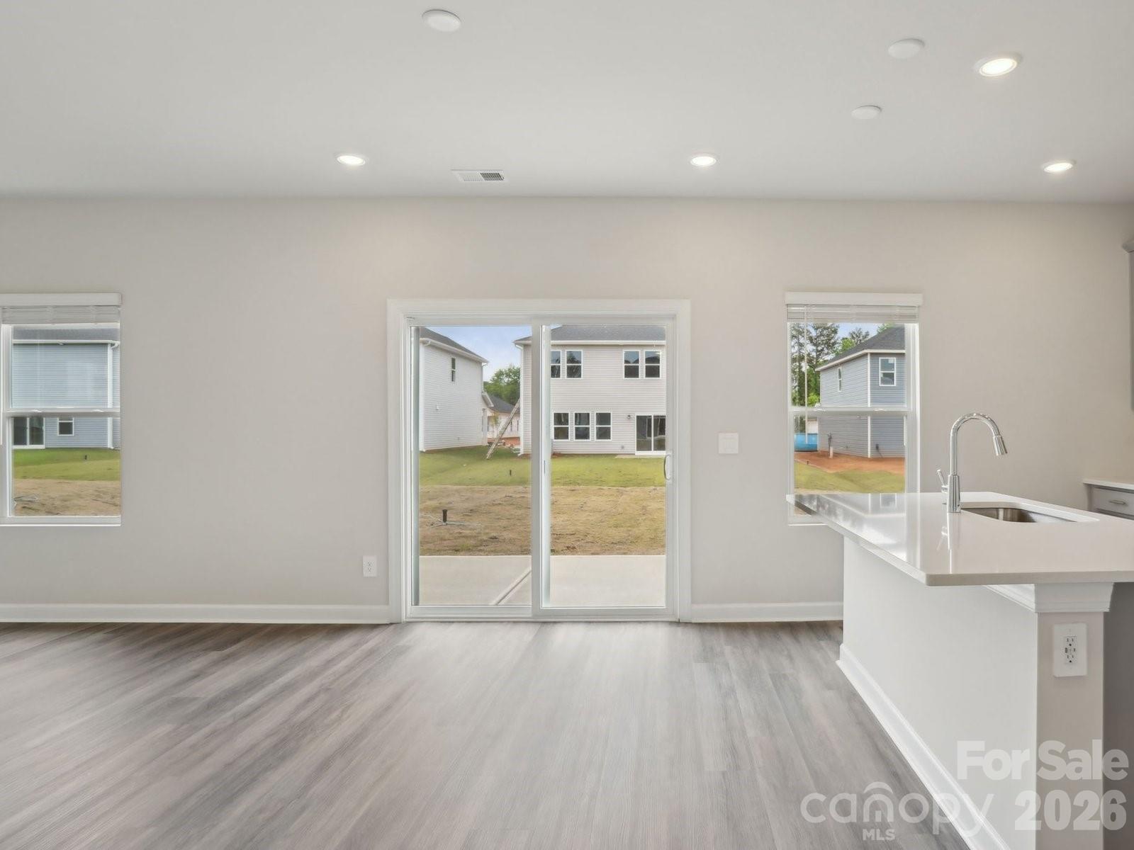 335 Pantego Place Property Photo 6