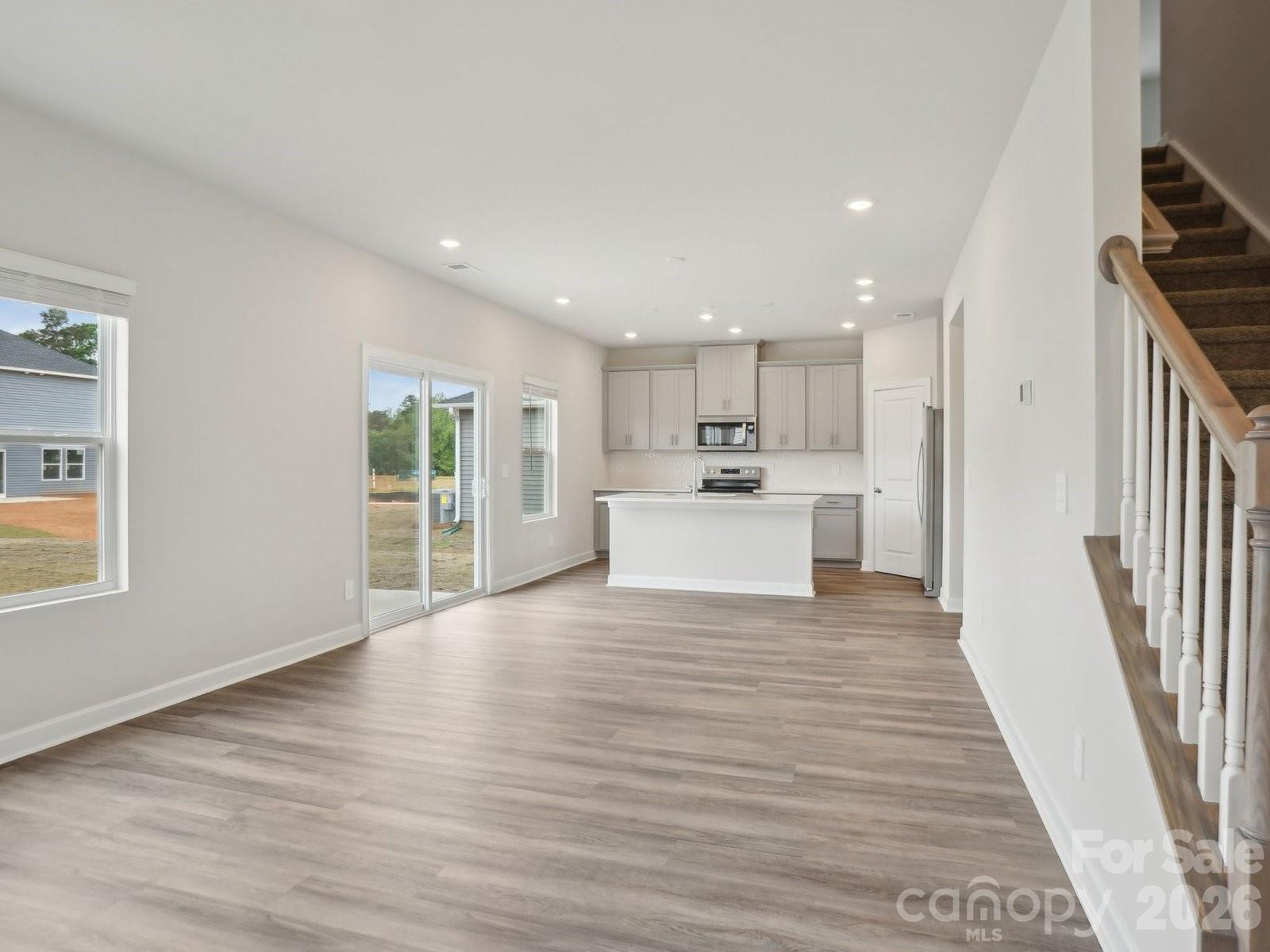 335 Pantego Place Property Photo 7