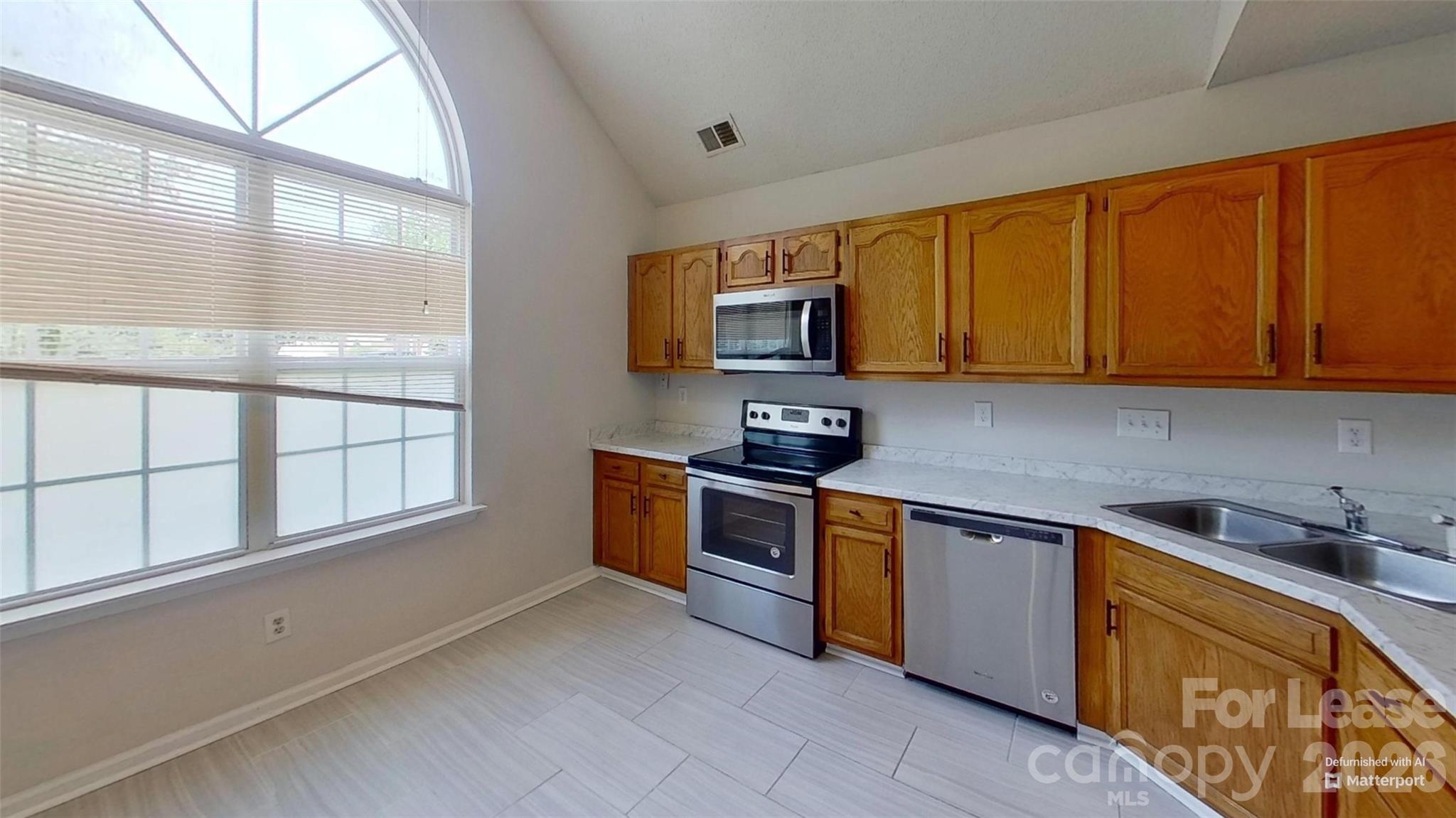 8327 Southgate Commons Drive Property Photo 3
