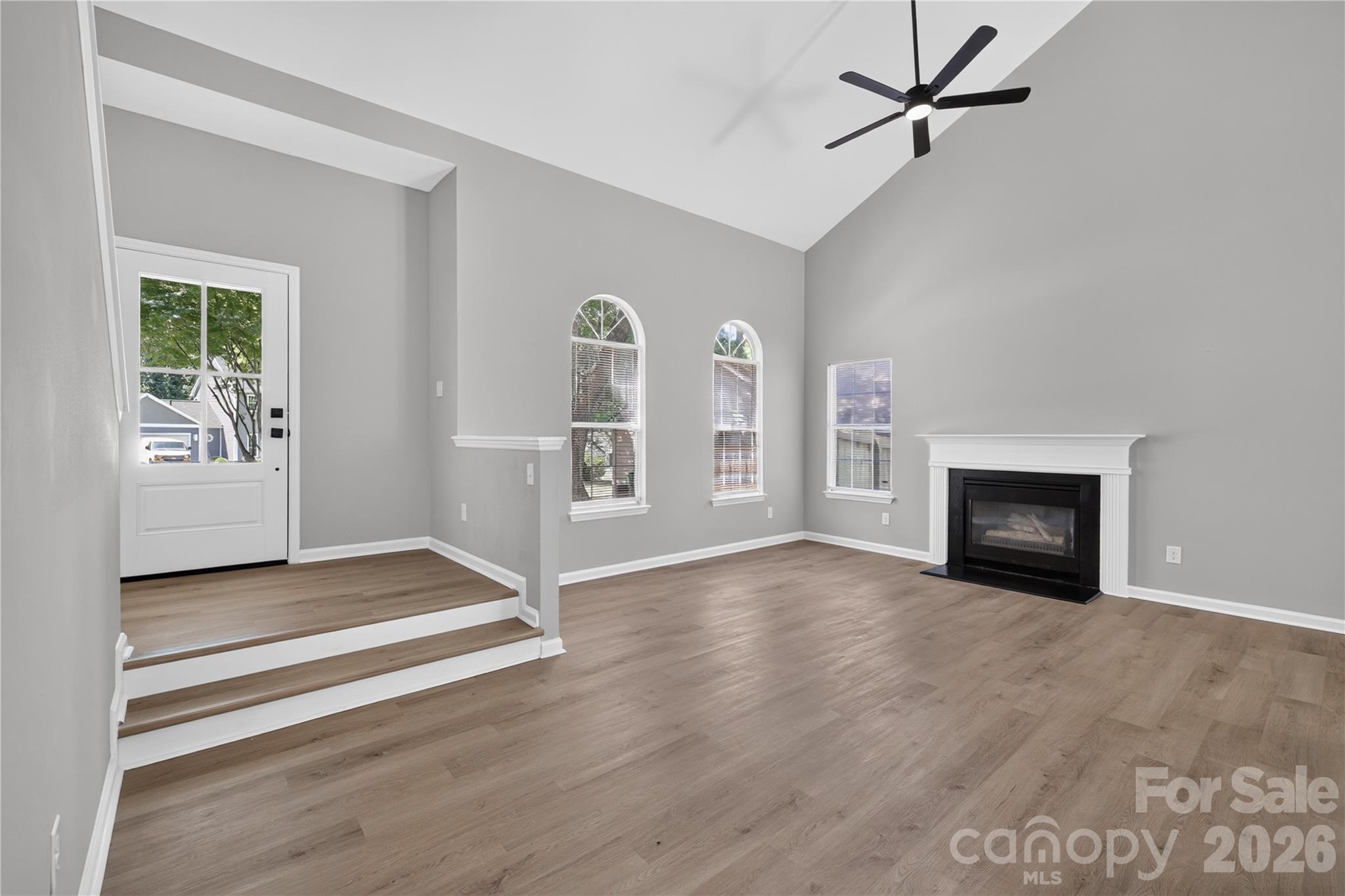 702 Foxborough Road Property Photo 2