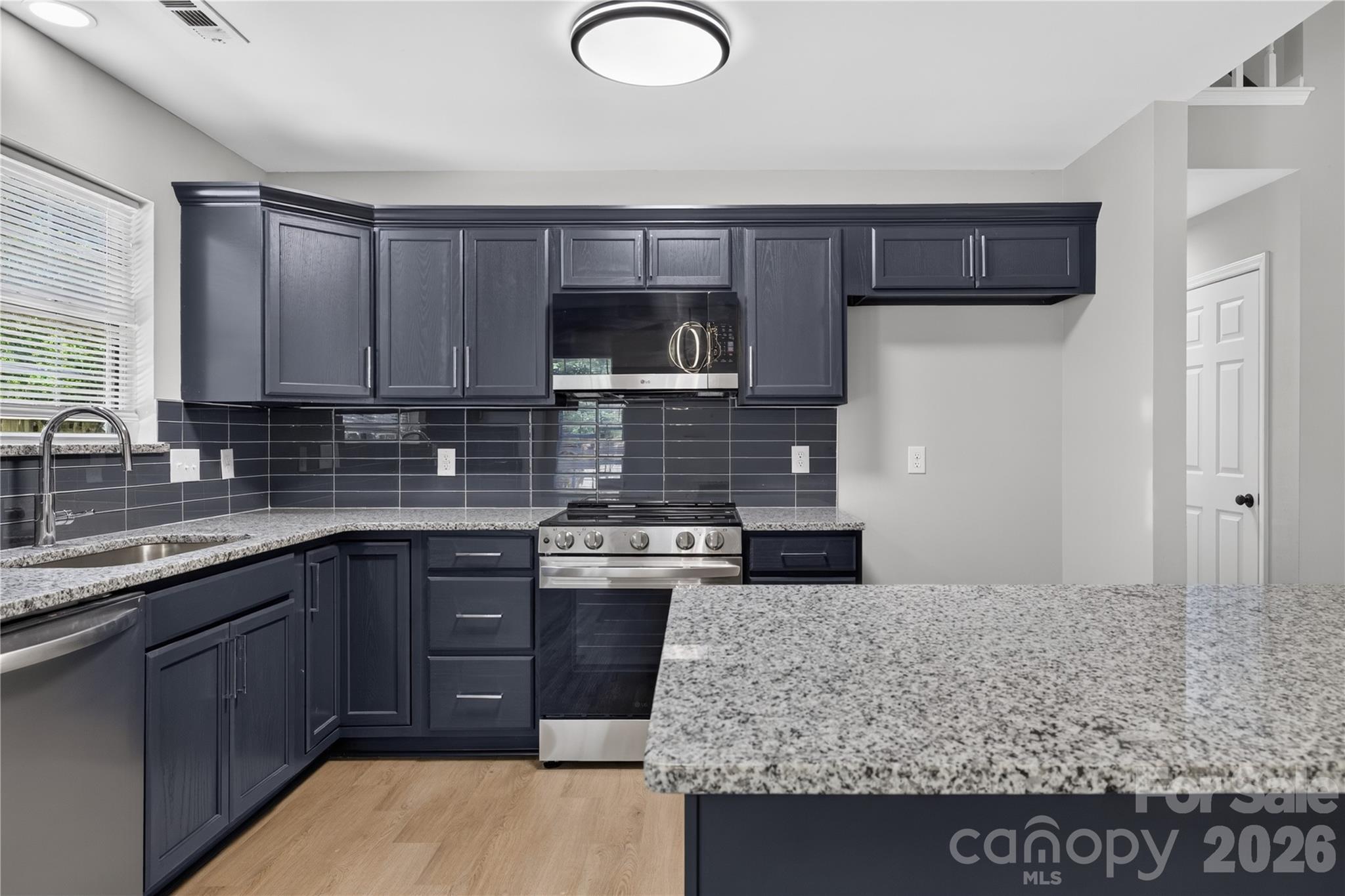 702 Foxborough Road Property Photo 8