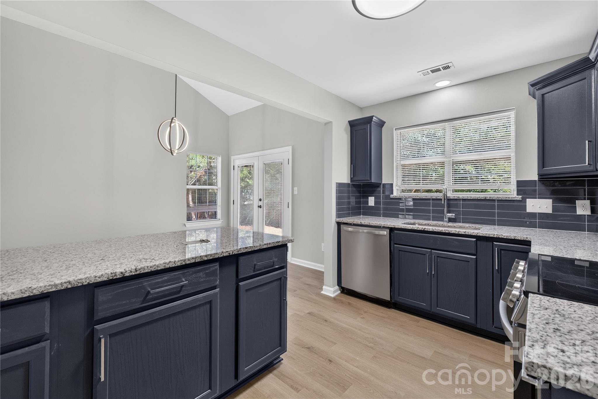 702 Foxborough Road Property Photo 10